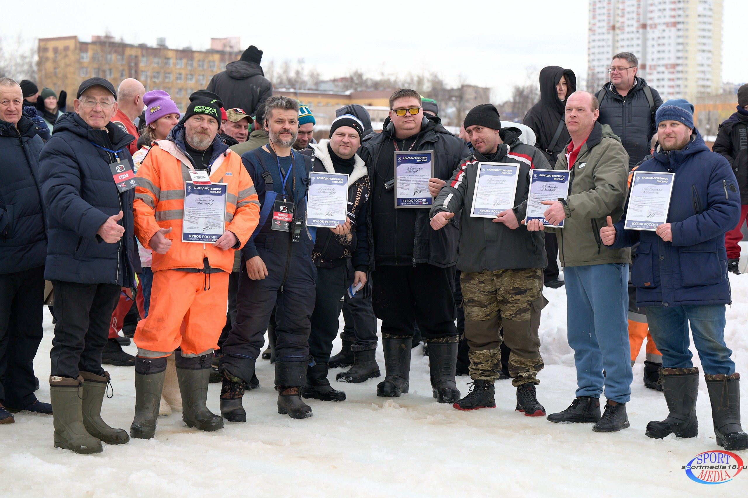Чемпионат России по трековым гонкам 2025  Ижевск ледовые гонки фотограф в Ижевске