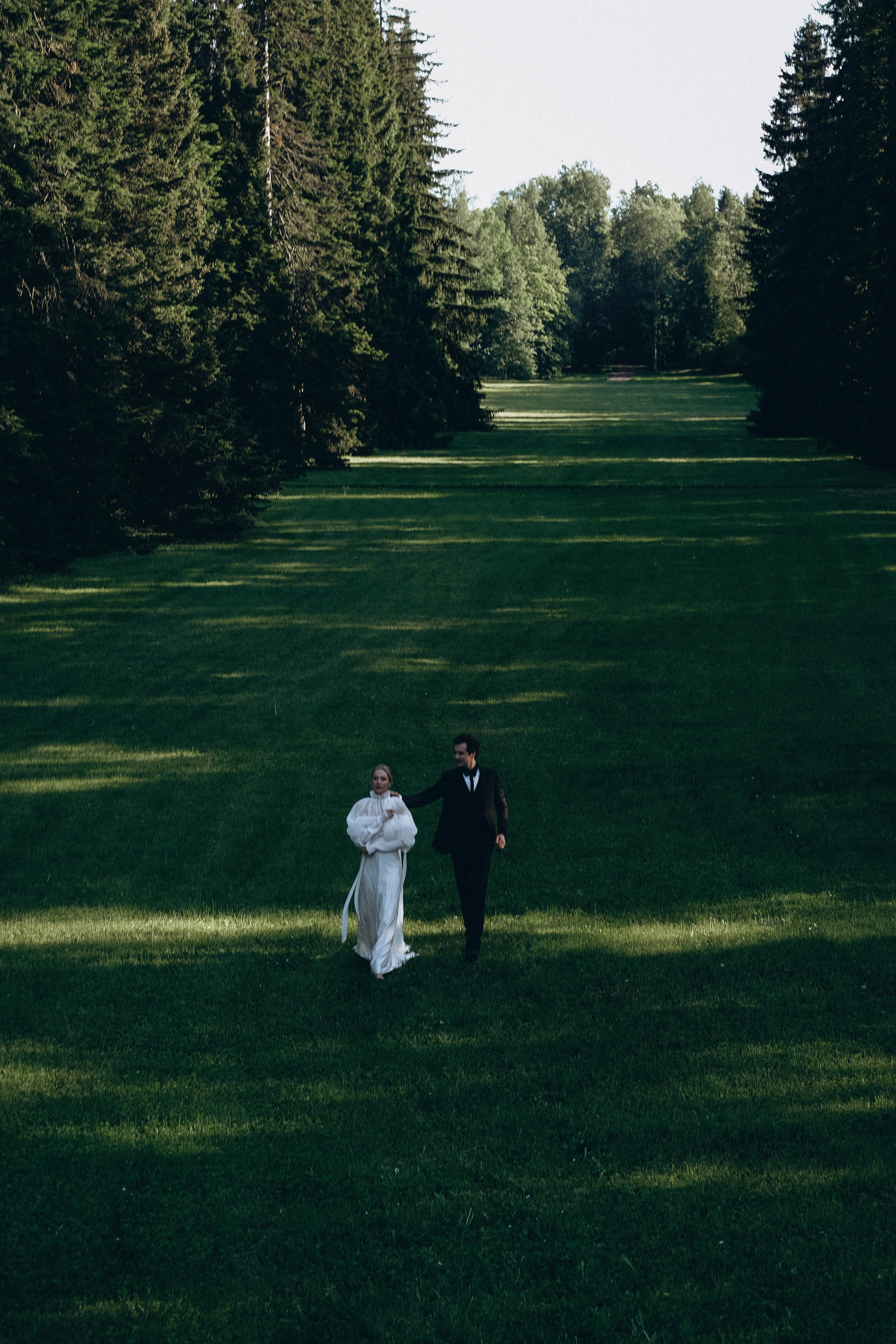 СВАДЕБНАЯ СЬЕМКА В ПАРКЕ ОРАНИЕНБАУМ. Профессиональный фотограф, Санкт-Петербург — Виктория Богомолова