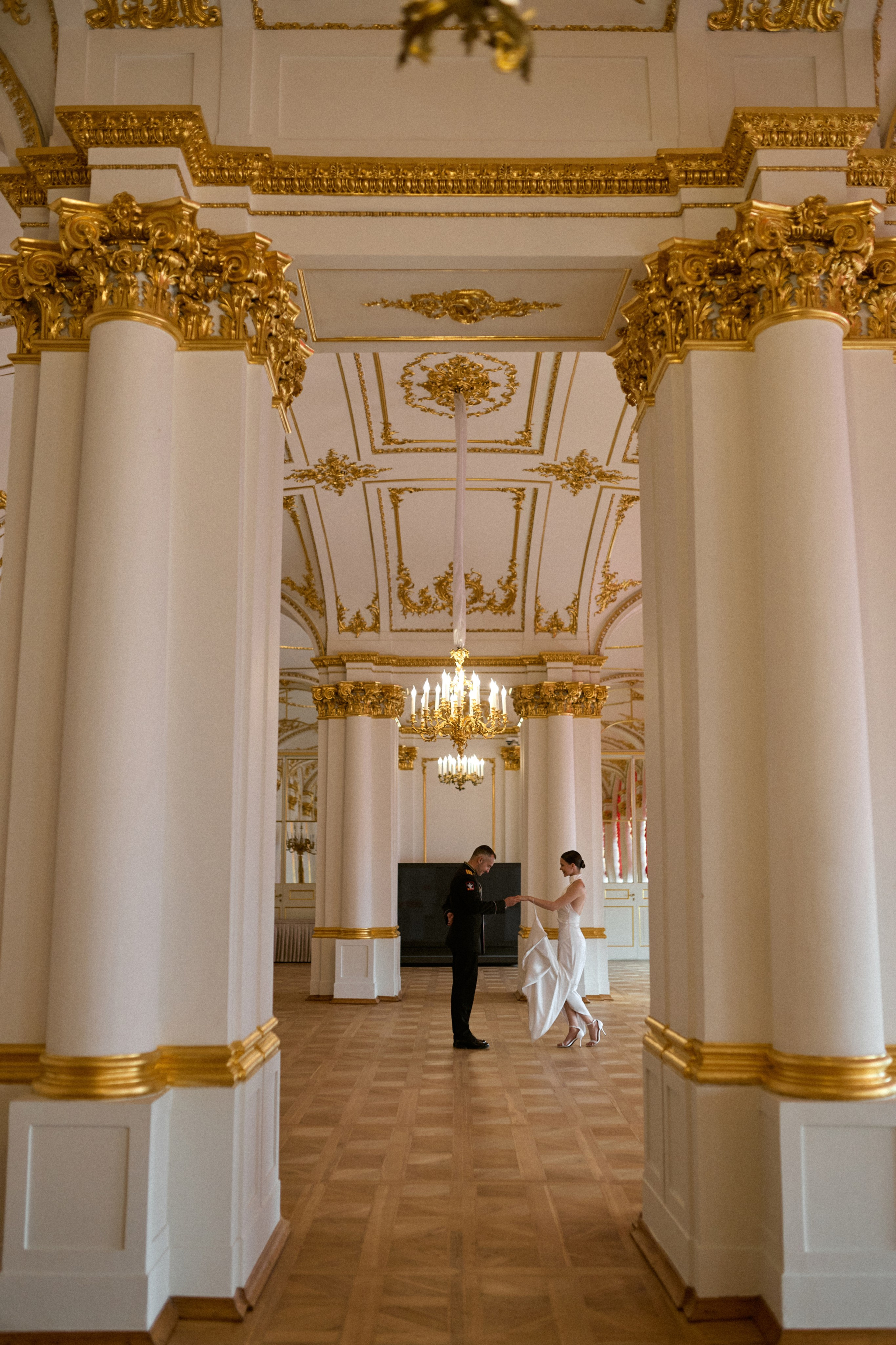 Свадебная фотосессия в резиденции Президента. Сестры Карабаза. Фотографы и ретушеры в Москве и Санкт-Петербурге