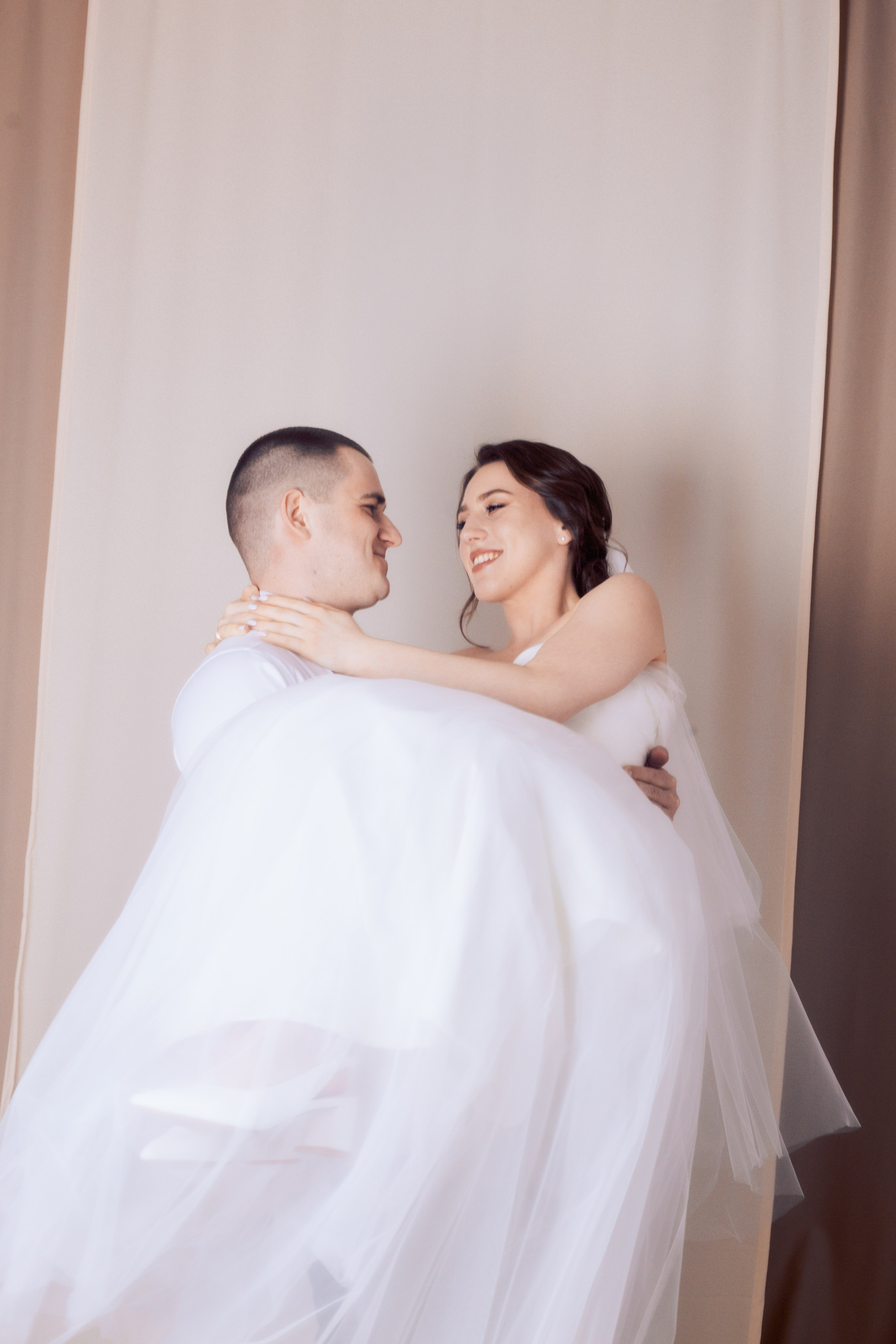 Сборы невесты с женихом. Фотограф Анастасия Залевская