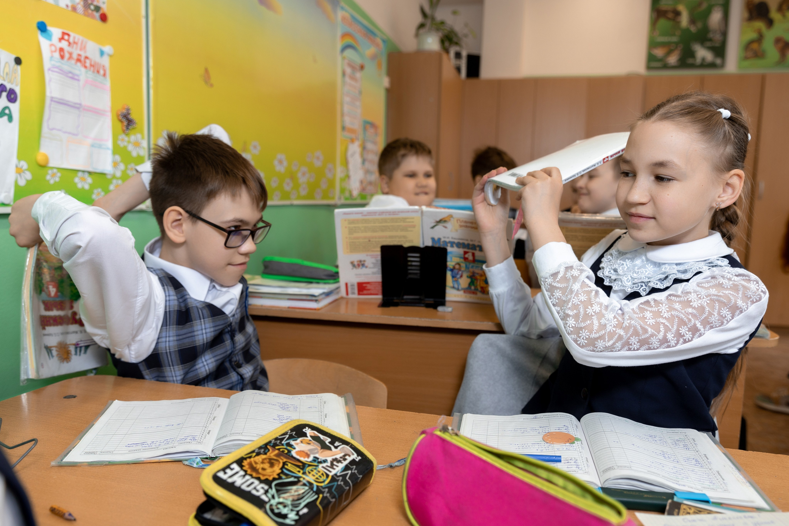 Школа 54 4А кл (2023-24) 2 часовая фотосессия в школе. Свадебный и Семейный фотограф г. Ижевск Гульназ Солдатова. Гульназ фото