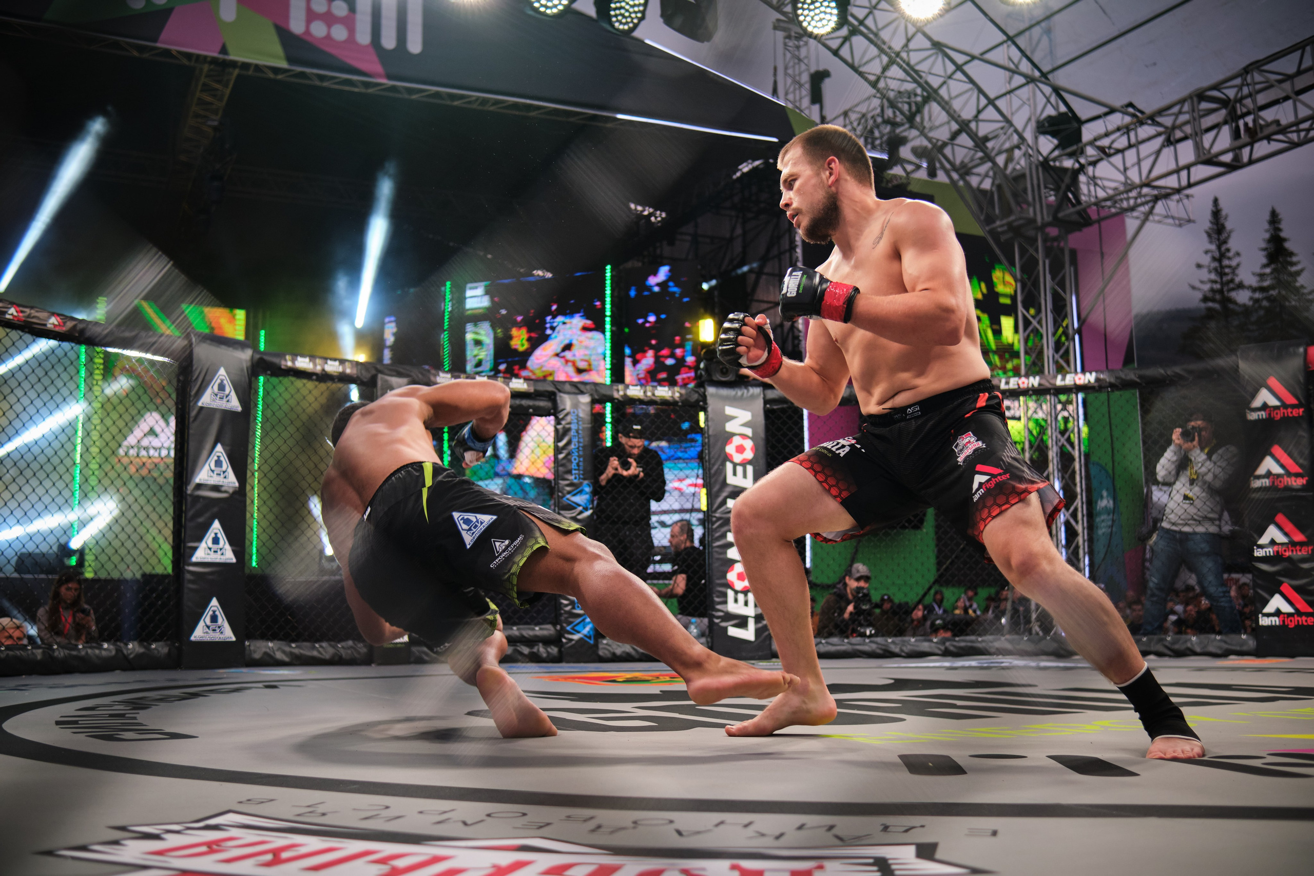 ММА на ПРО ГЕШ. Свадебный и семейный фотограф в Новокузнецке Иван Иванов