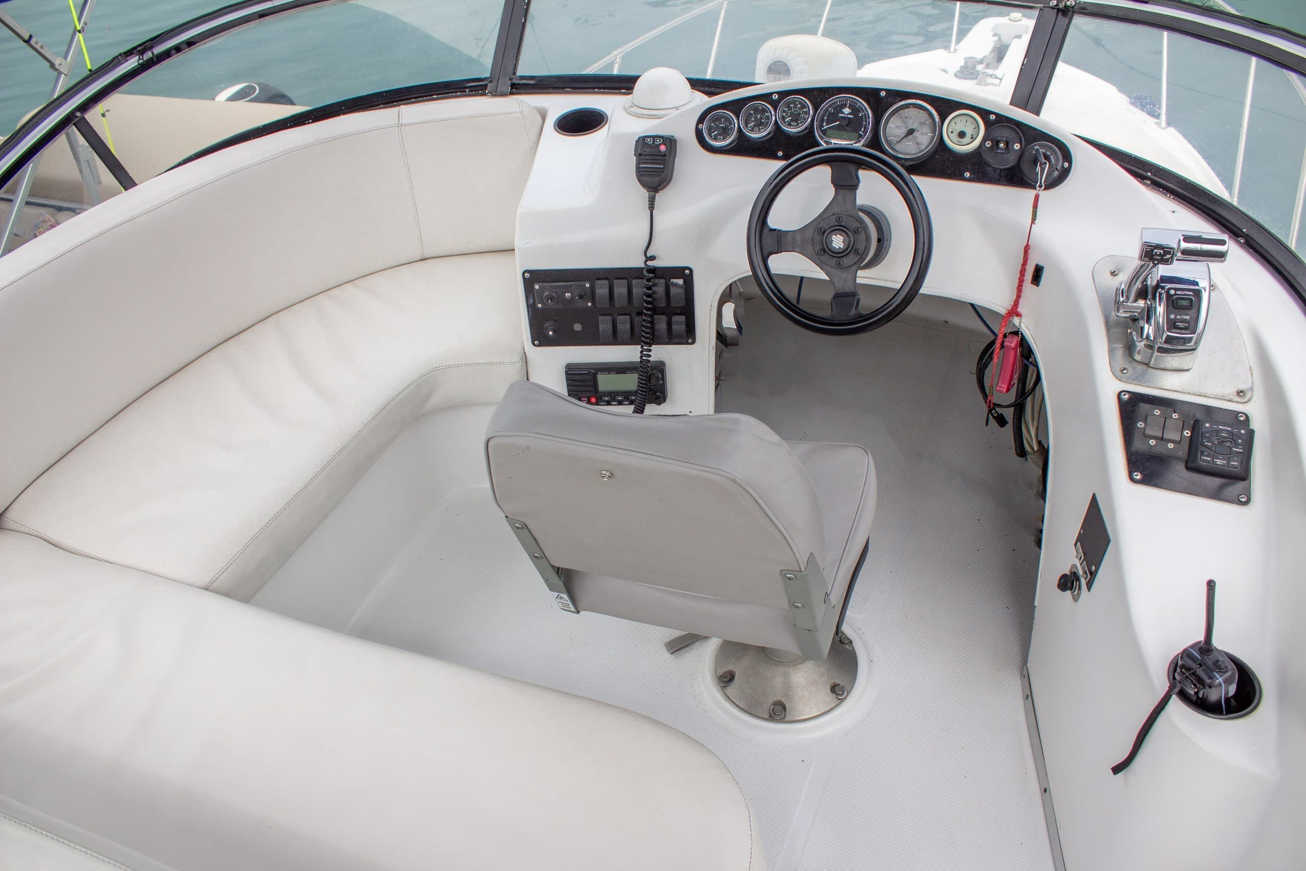 Яхта Сицилия Аренда Яхты в Сочи Яхтанаморе YACHTNAMORE YACHTANAMORE