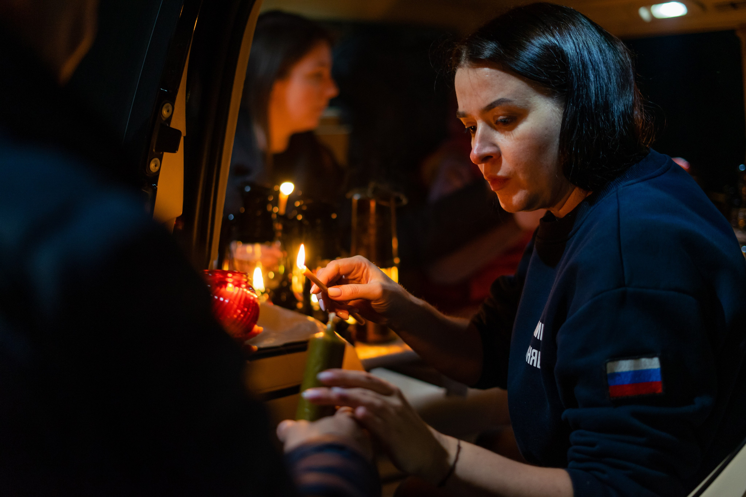 Передача благодатного огня. ДМИТРИЙ ХОРУНЖИЙ — репортажный фотограф, видеограф СПБ