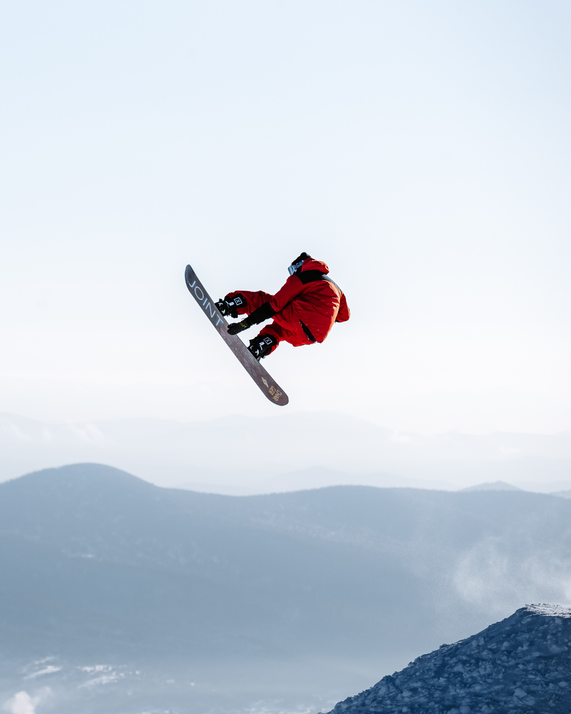 Постройка трамплина. Шерегеш 2022. Фотограф на Камчатке, съемки на природе