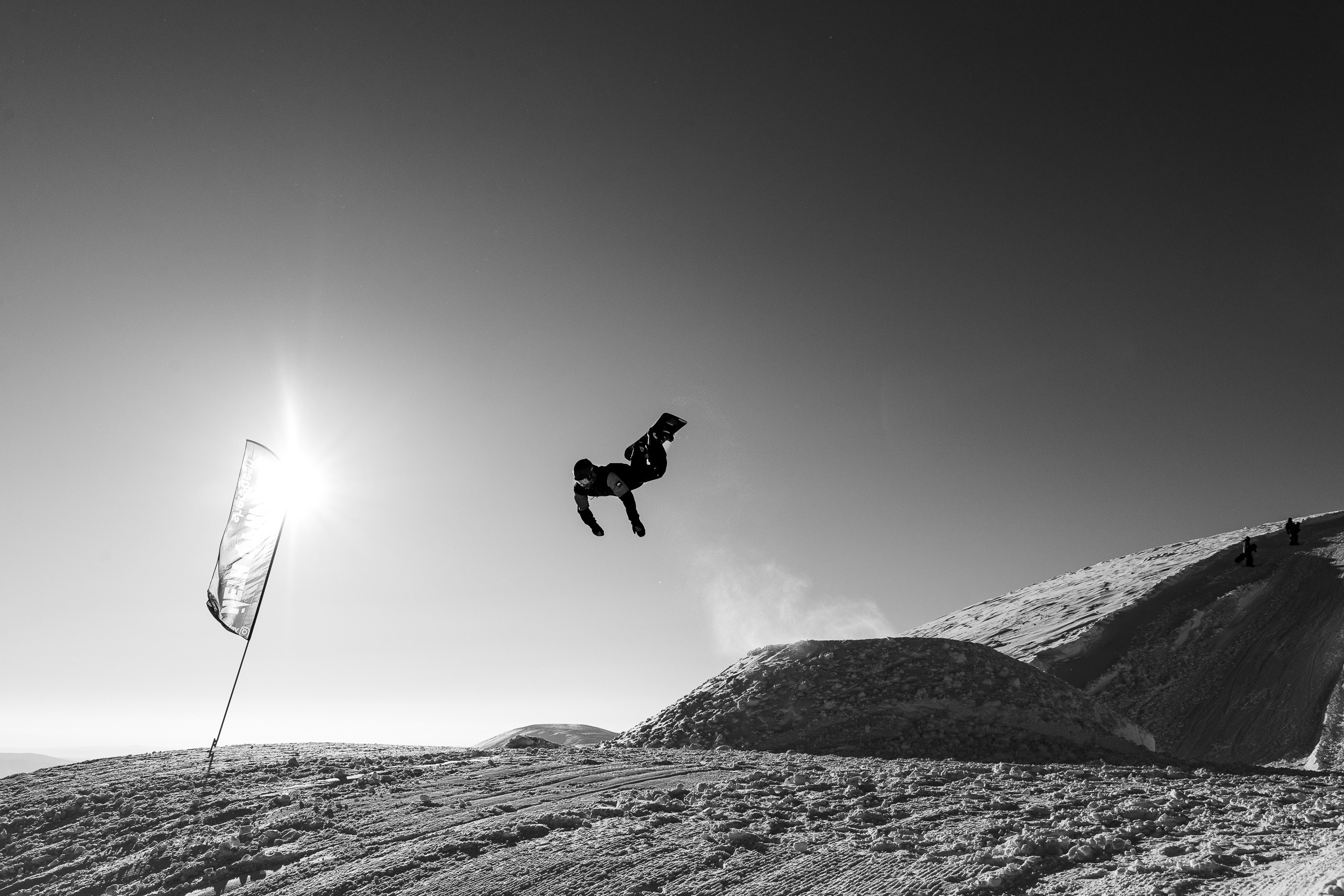 Постройка трамплина. Шерегеш 2022. Фотограф на Камчатке, съемки на природе