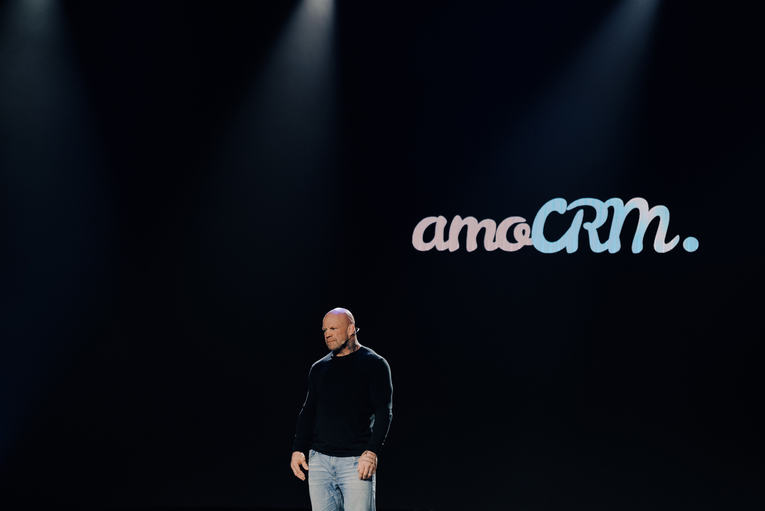 КОНФЕРЕНЦИЯ AMO CRM SIPUNI. Репортажный фотограф Зуев Роман г. Челябинск