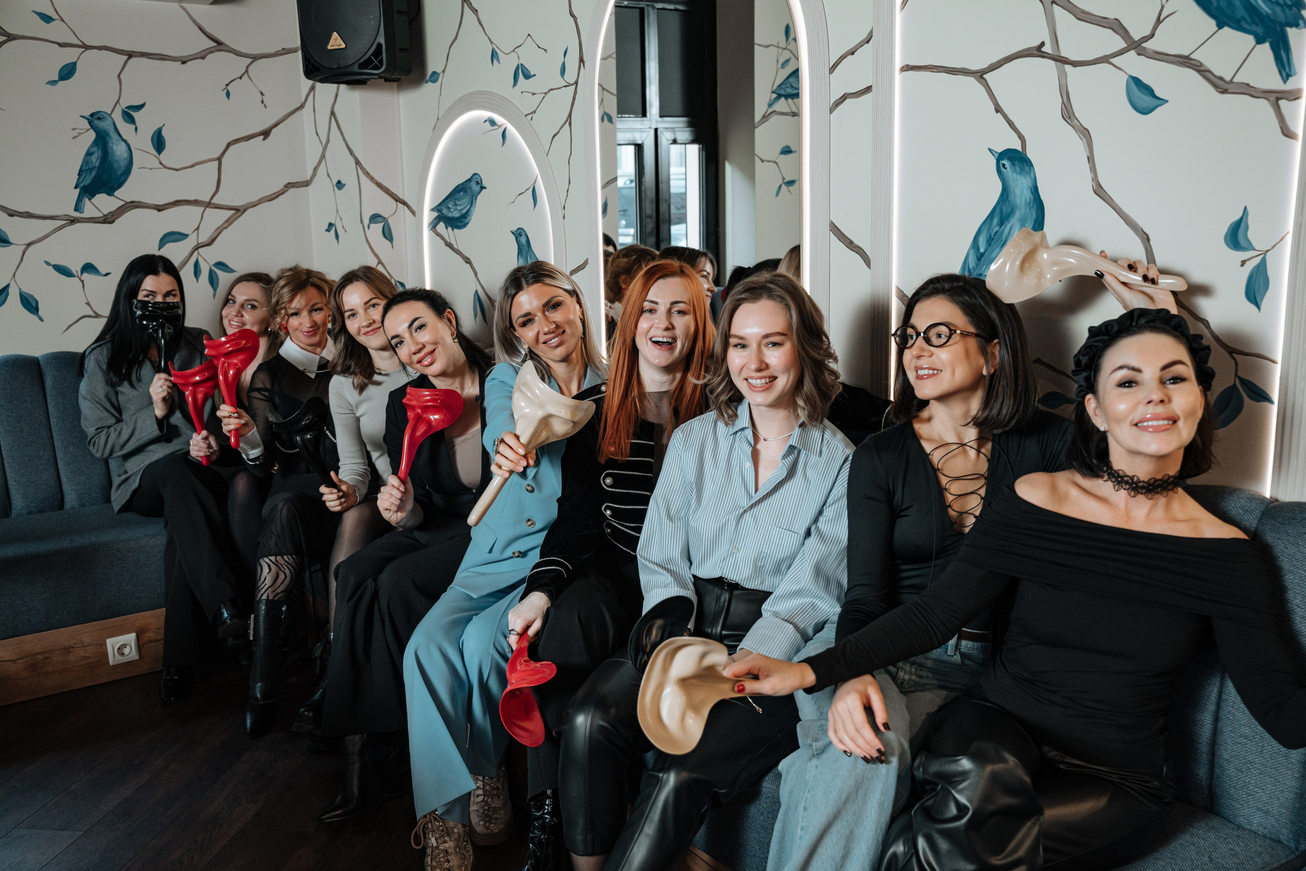 Мафия. Бар FINCH. ЖЕНСКИЙ КЛУБ LAXMI. Портретный фотограф в Санкт-Петербурге Дмитриева Наталия