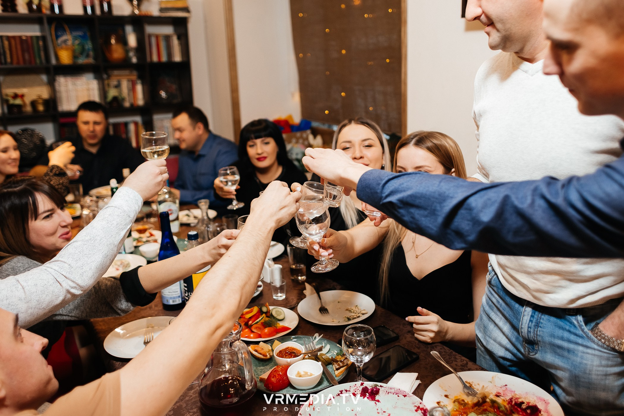 8 марта в кафе «кАмпот»