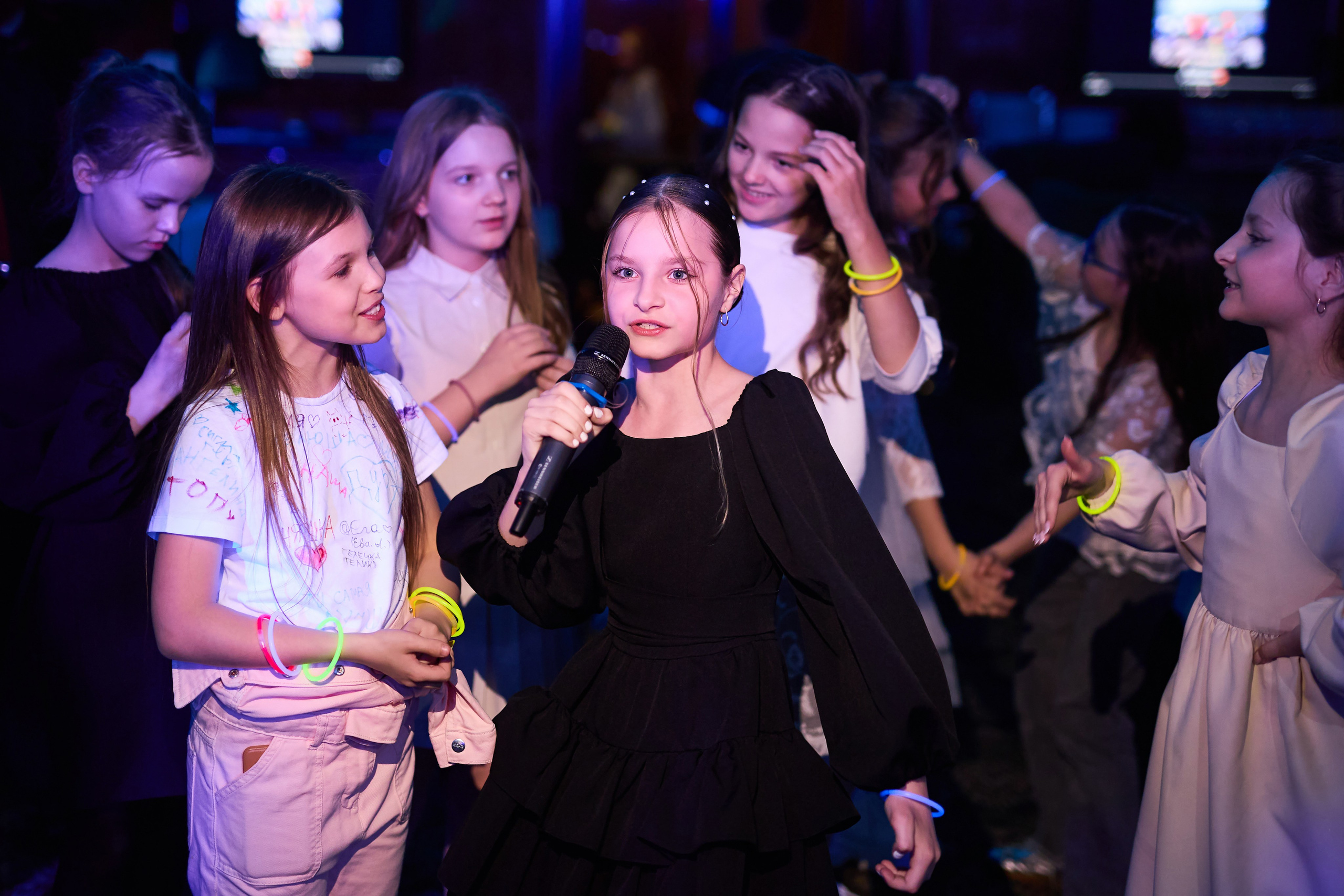 Выпускной 4 класс. Фотограф Иван Недорез