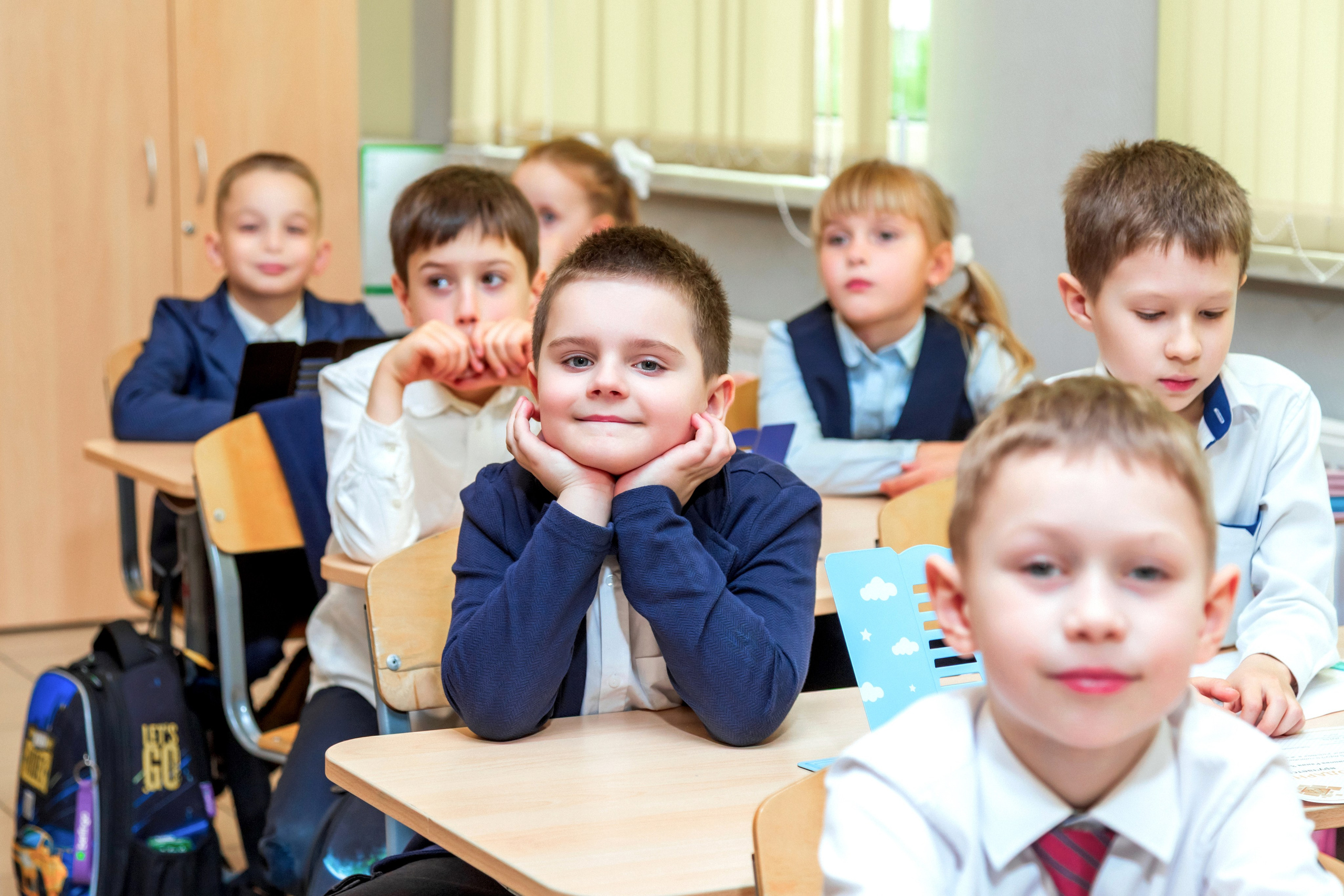 НАЧАЛЬНАЯ ШКОЛА. Фотограф Алина Лебедь