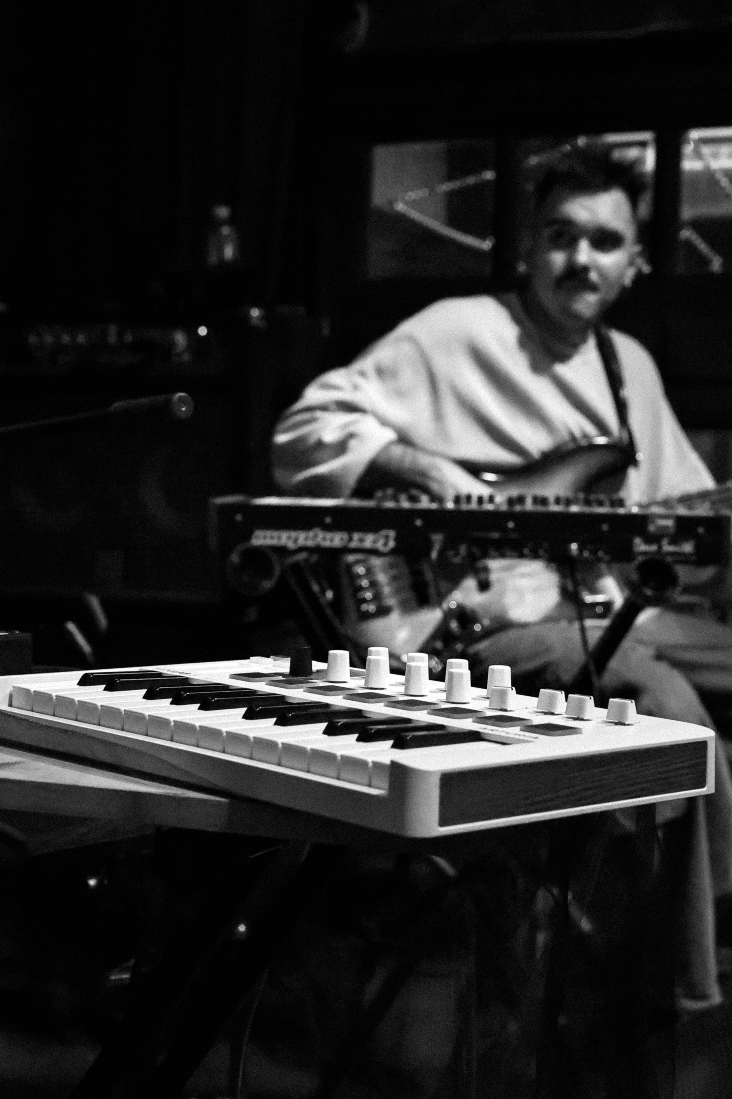 Витя Скорбенко (16 тонн)