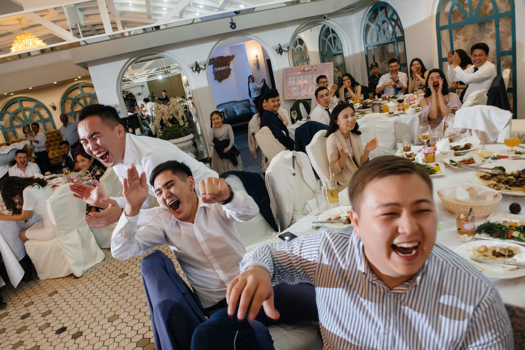 Мадияр & Махаббат. Фотограф Даурен Абилхаятов