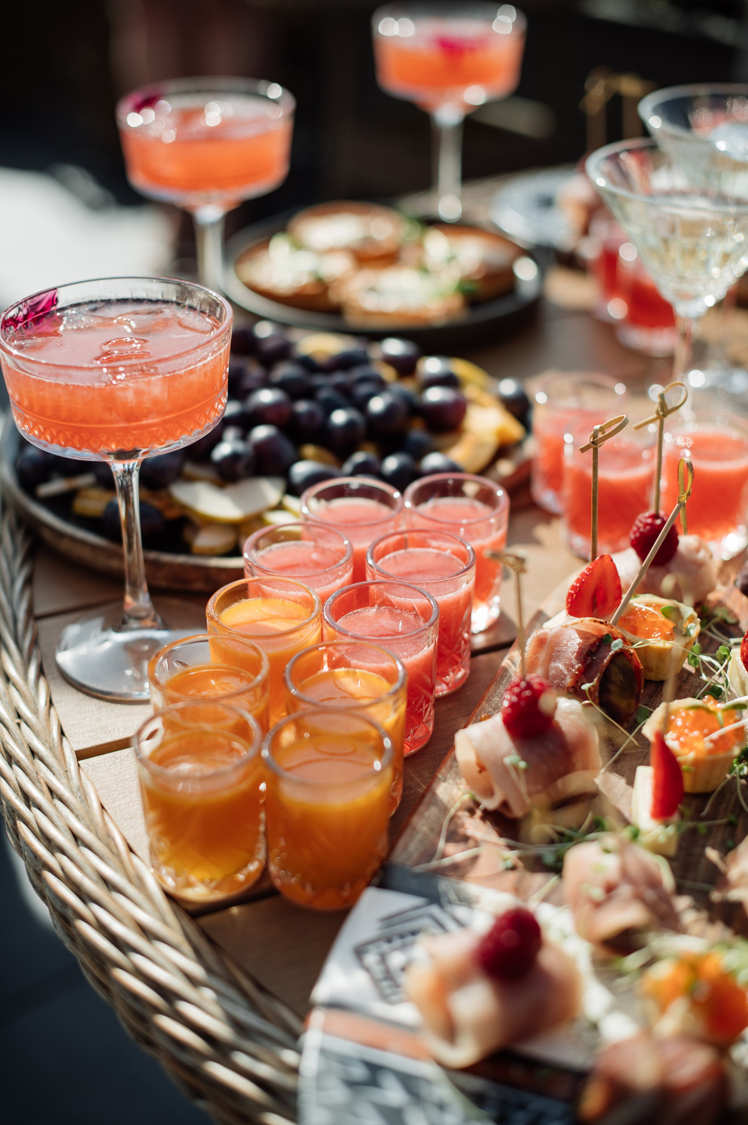 Свадебная фотосессия в Брянске, ресторан «Инжир». Свадебный и репортажный фотограф видеограф Брянск/Москва