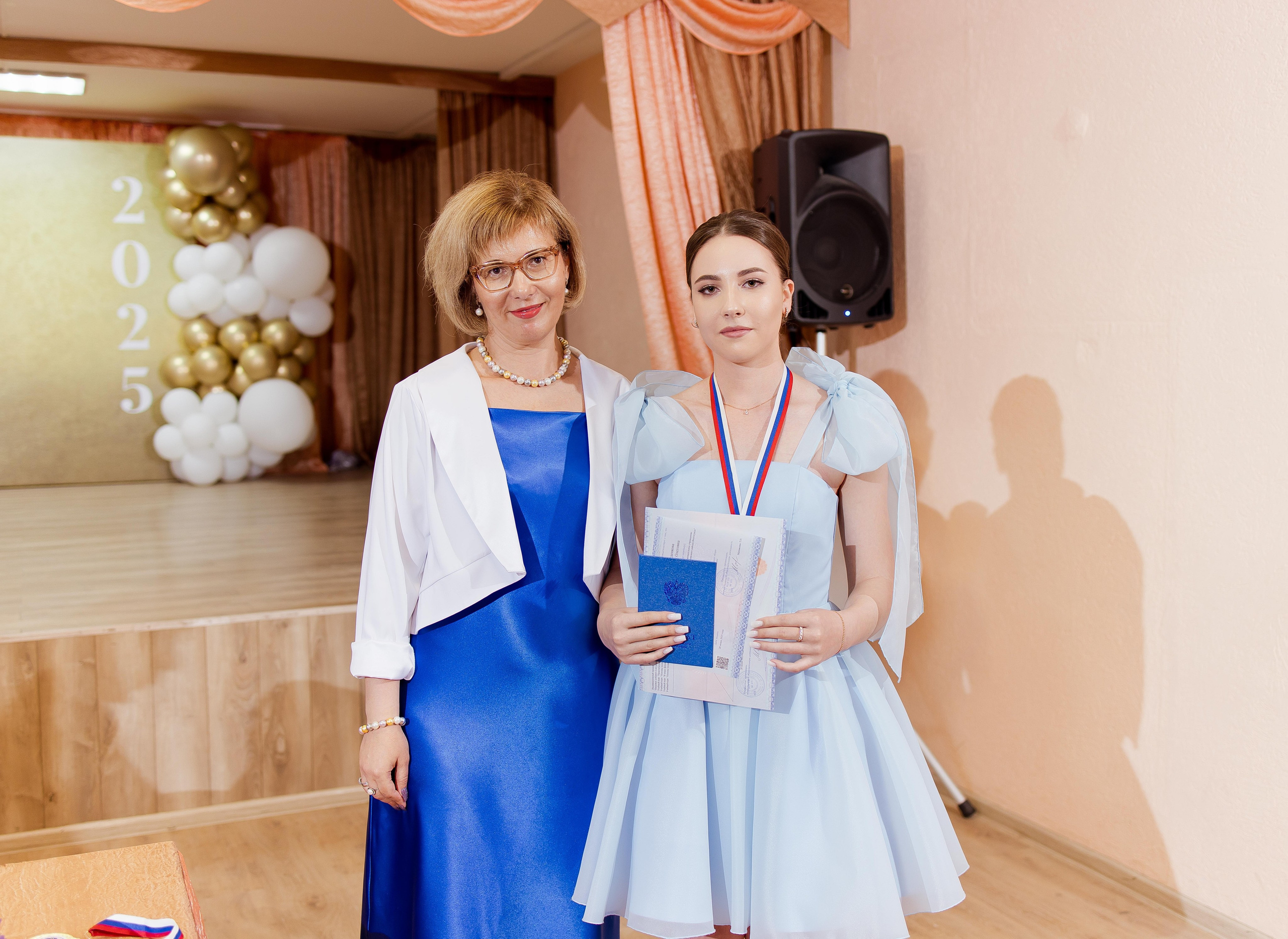 Вручение аттестатов. Свадебный и семейный фотограф Яна Стражева. Волгоград, Москва