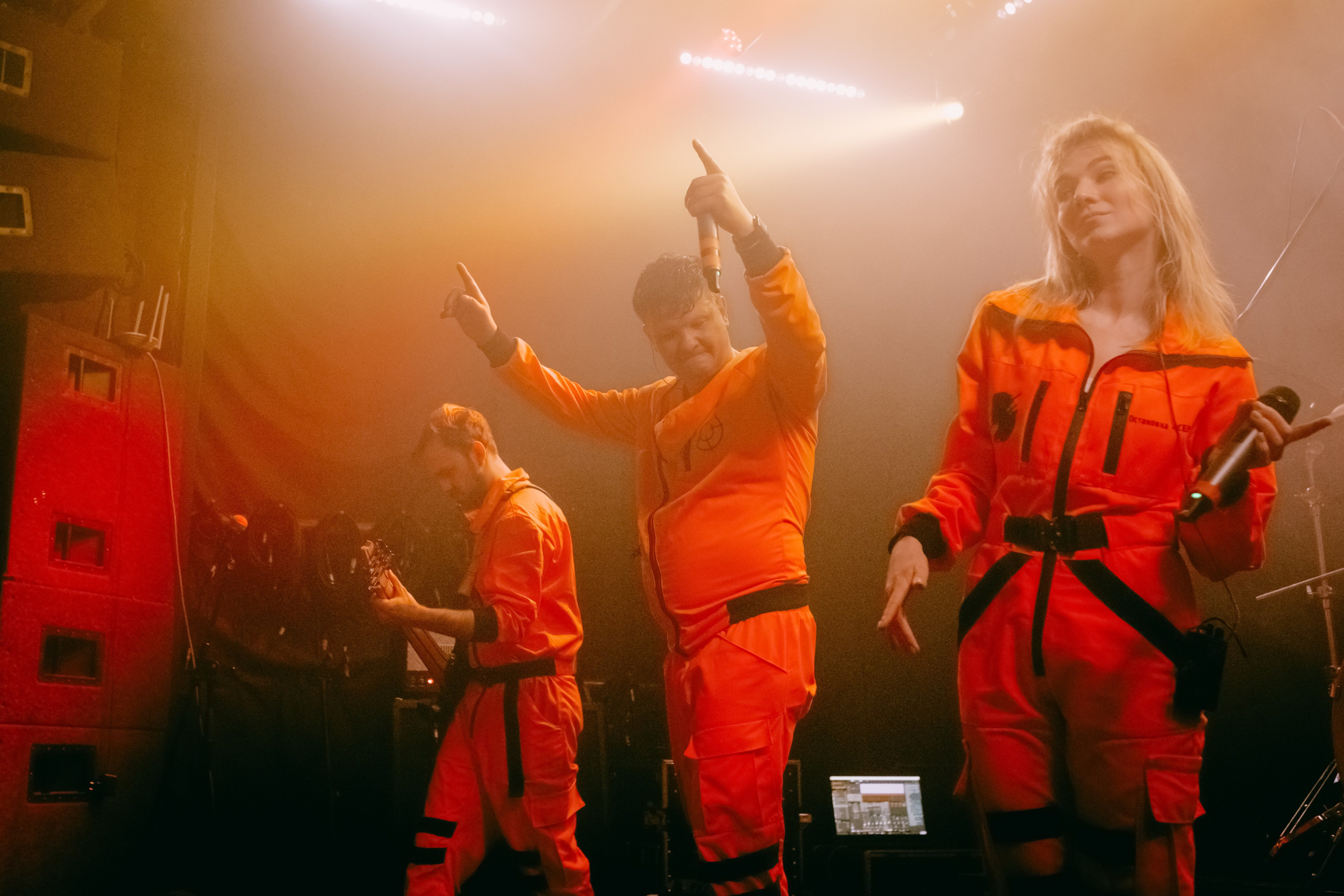 ПОСЛЕДНИЙ ПИОНЕР. Фотограф Елена Богачева (lenalena_na_na_na)