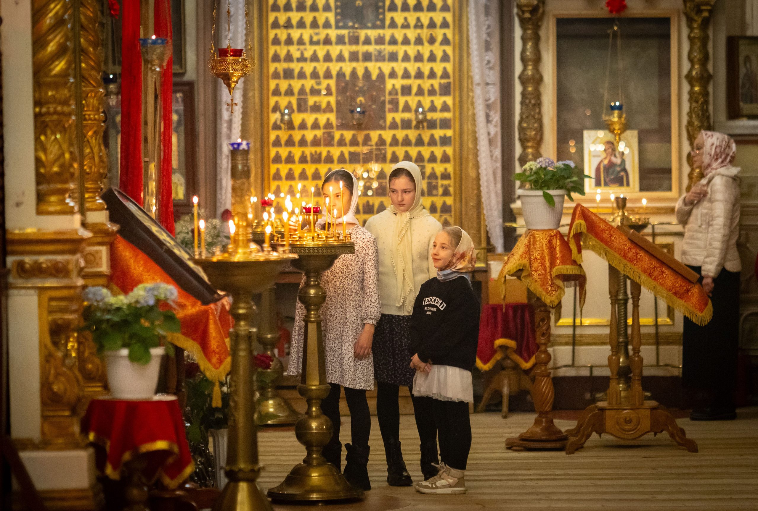 Пасха Воскресенский храм с Ашитково. Семейный и детский фотограф Анна Петракова