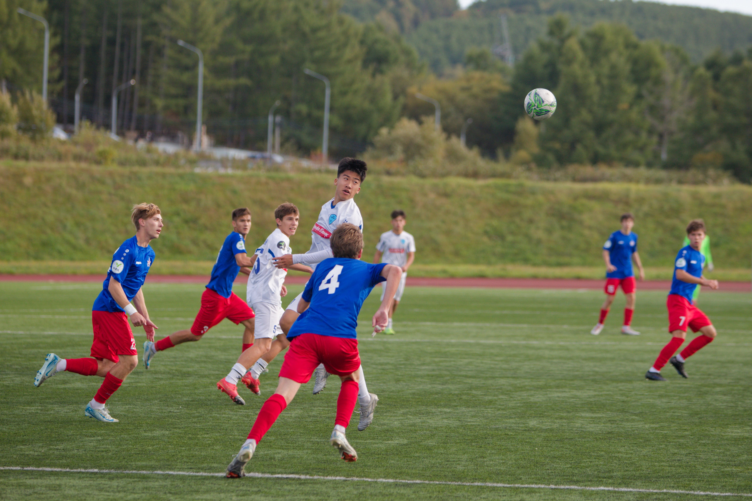 Матч ЮФЛ Сахалин-Хабаровск (U-18). Кутузов Евгений Фотограф в Южно-Сахалинске