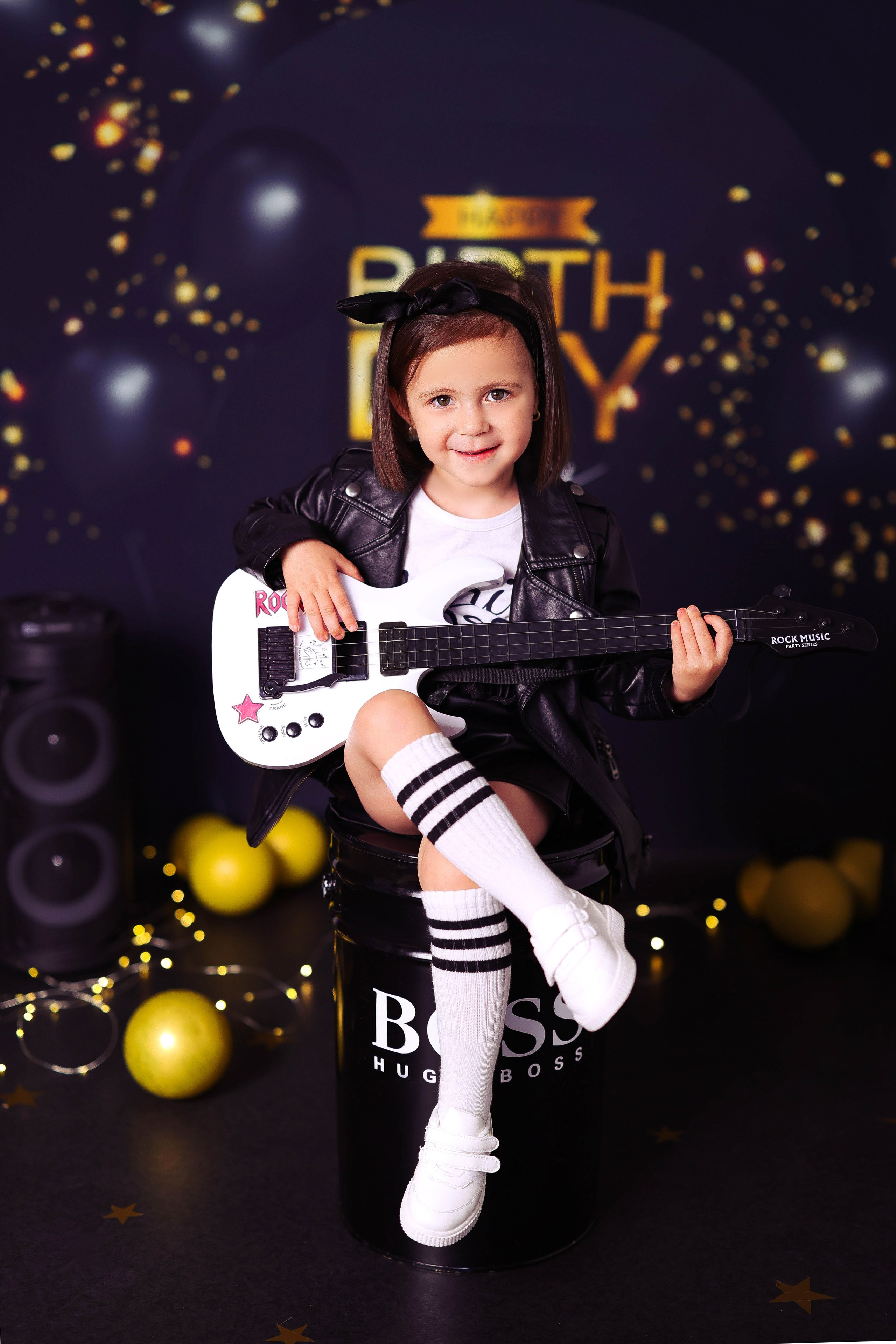 Малышки Антураж