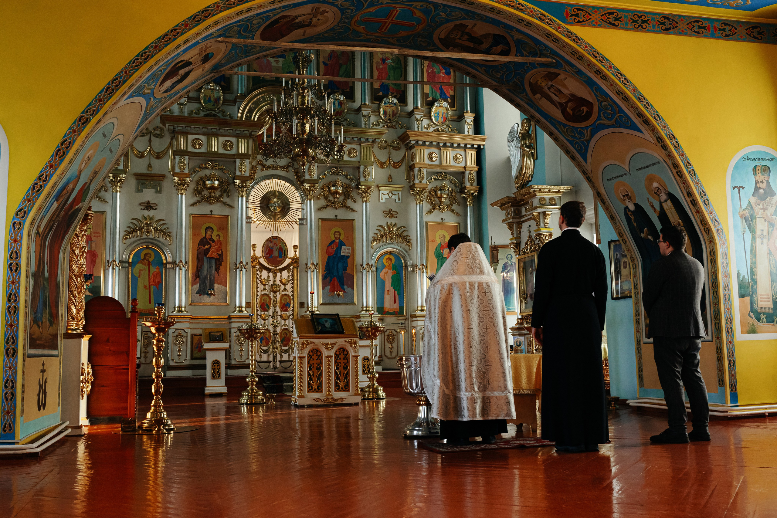 Фотосъемка крещения. Фотограф Ким Наталья в Красноярске