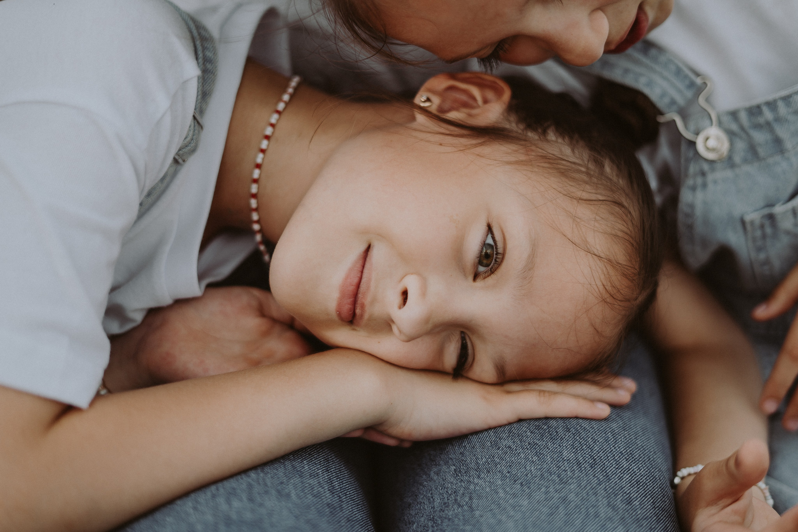 Летняя фотосессия близняшек. Фотограф сахалин