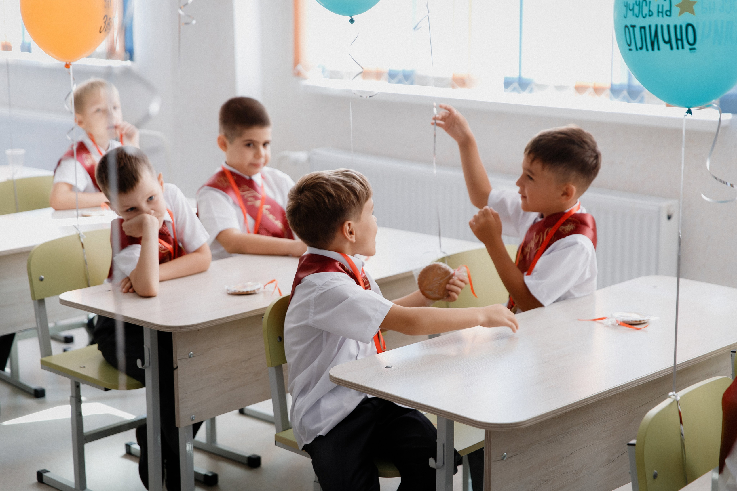 1 класс 11 школа. Выпускные альбомы Натальи Бутко: Новороссийск, Анапа, Геленджик