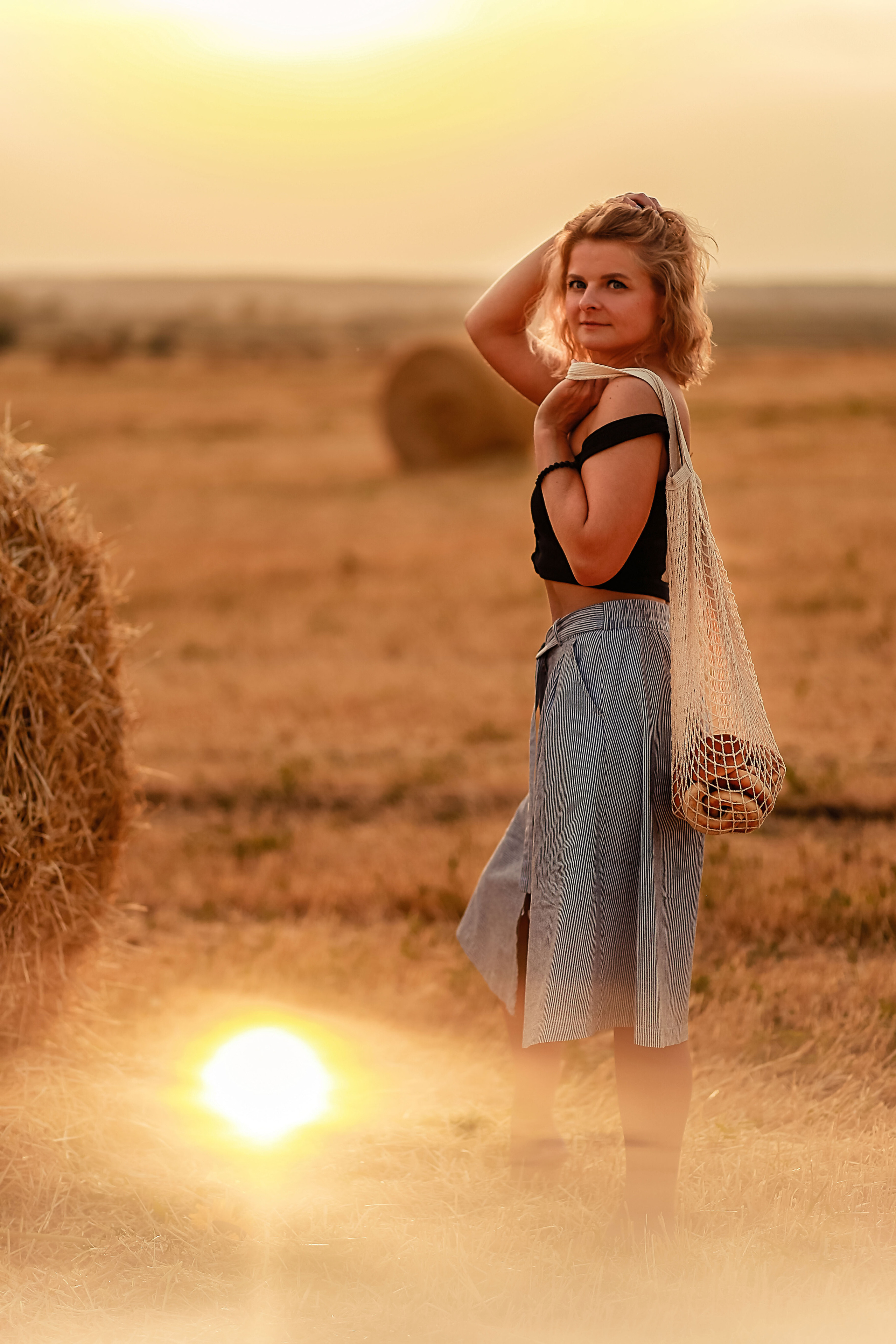 Фотосессия в стогах сена. Иванова Ирина Свадебный и семейный фотограф г. Уфа