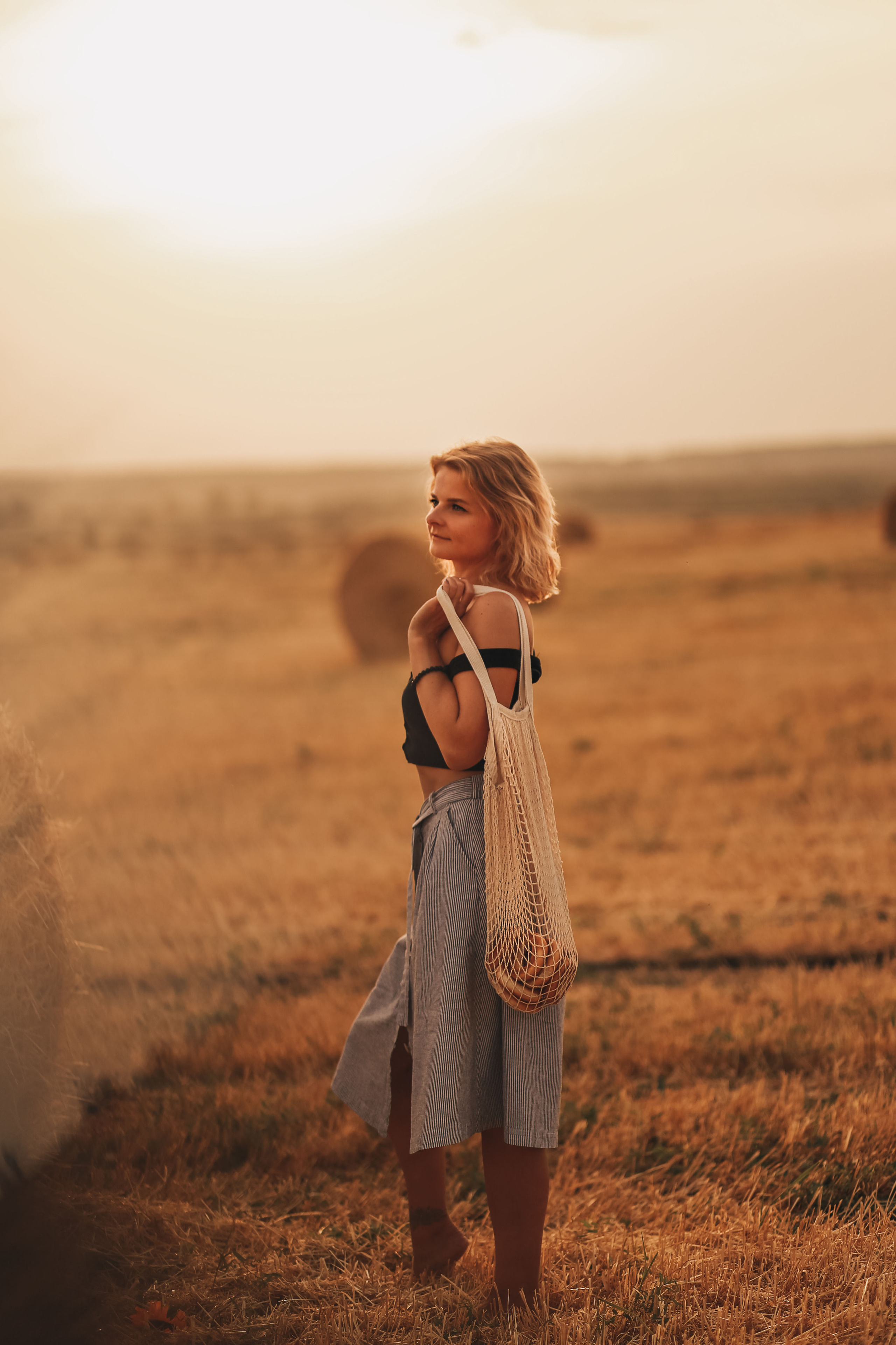 Фотосессия в стогах сена. Иванова Ирина Свадебный и семейный фотограф г. Уфа