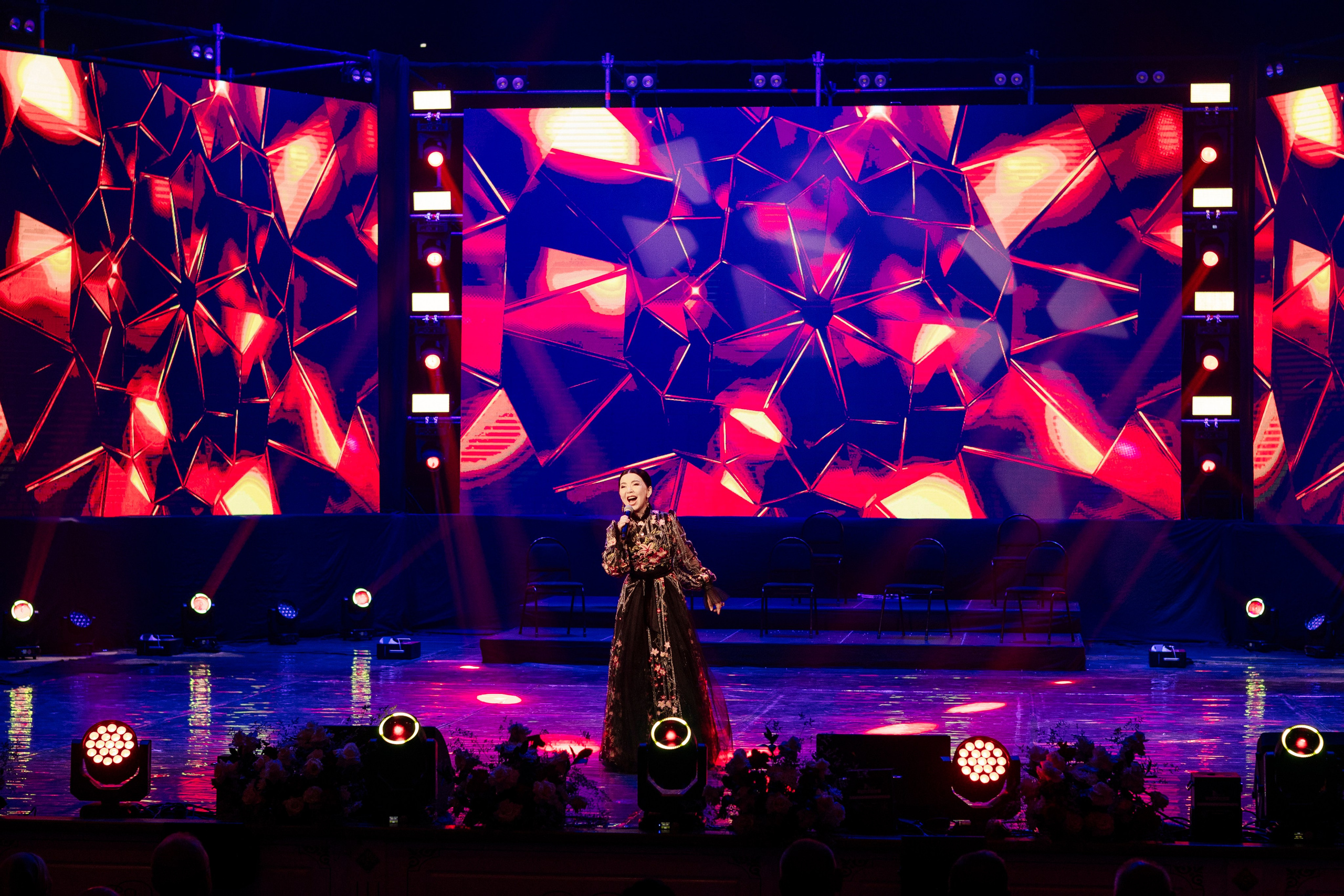 Фотосъёмка для Kazmunaygas. Фотограф в Алматы Сиражев Карымсак. Фотосессия, бизнес портреты