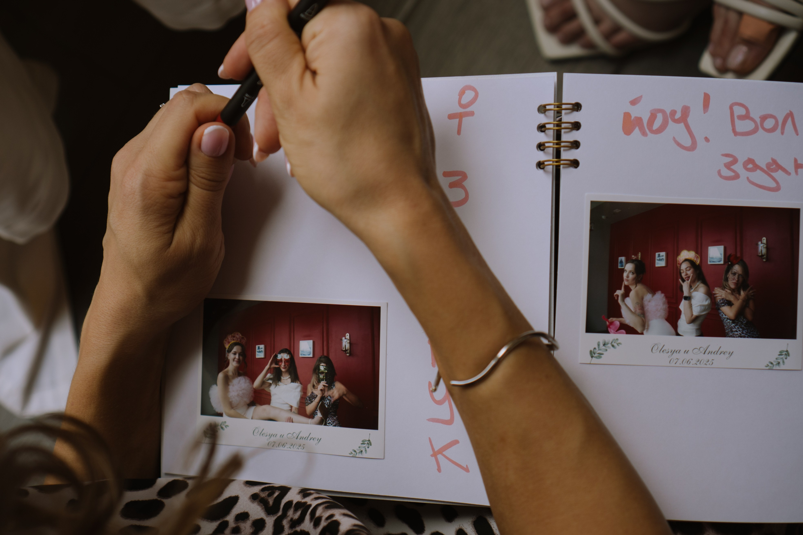 СВАДЕБНЫЙ БАНКЕТ НА ВЛАДИМИРСКОЙ В САНКТ-ПЕТЕРБУРГЕ (КАМЕРНАЯ СВАДЬБА). Профессиональный фотограф, Санкт-Петербург — Виктория Богомолова