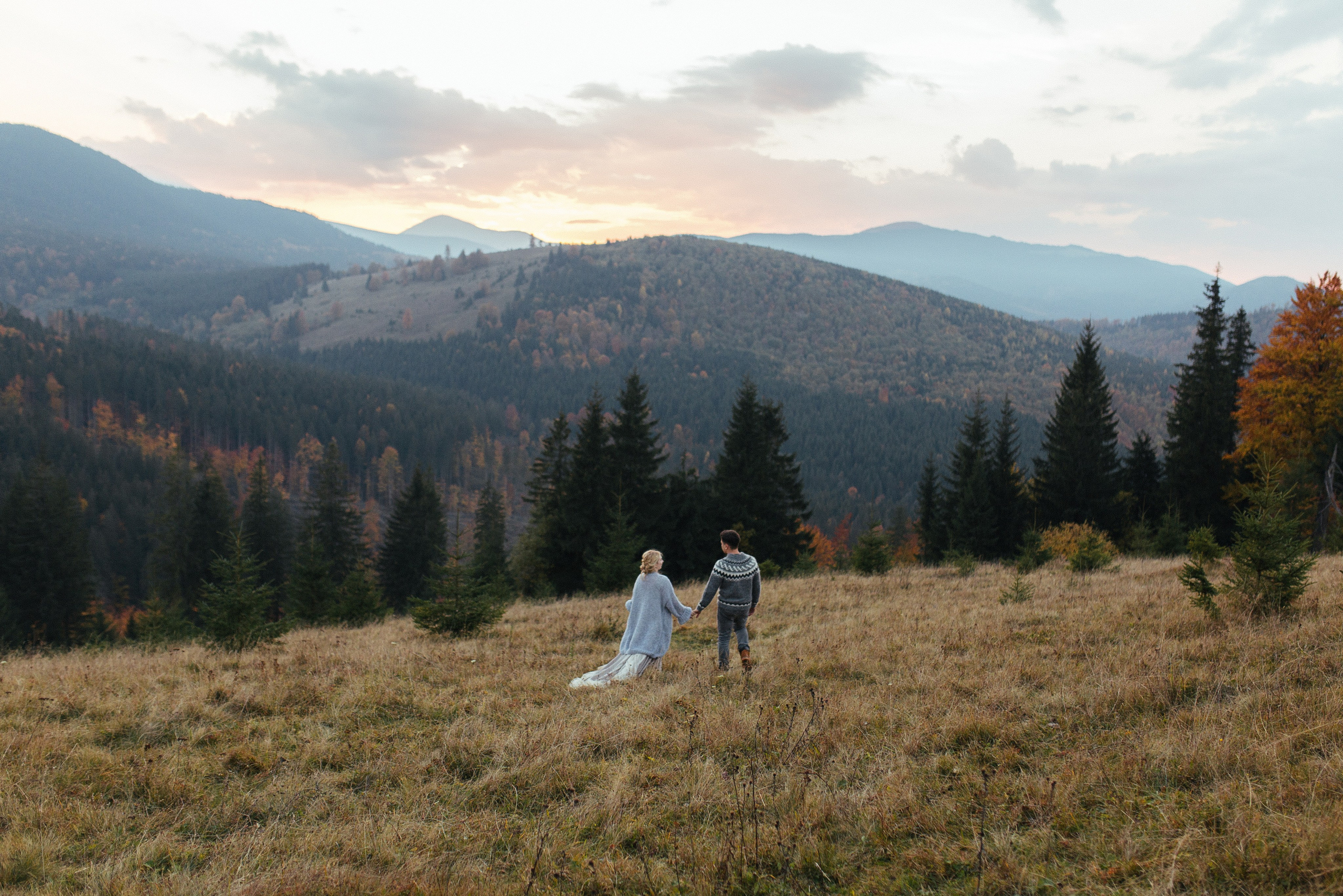Свадебная фотосессия в горах. Свадебный фотограф и видеограф Краснодар, Ростов, Сочи, Новороссийск