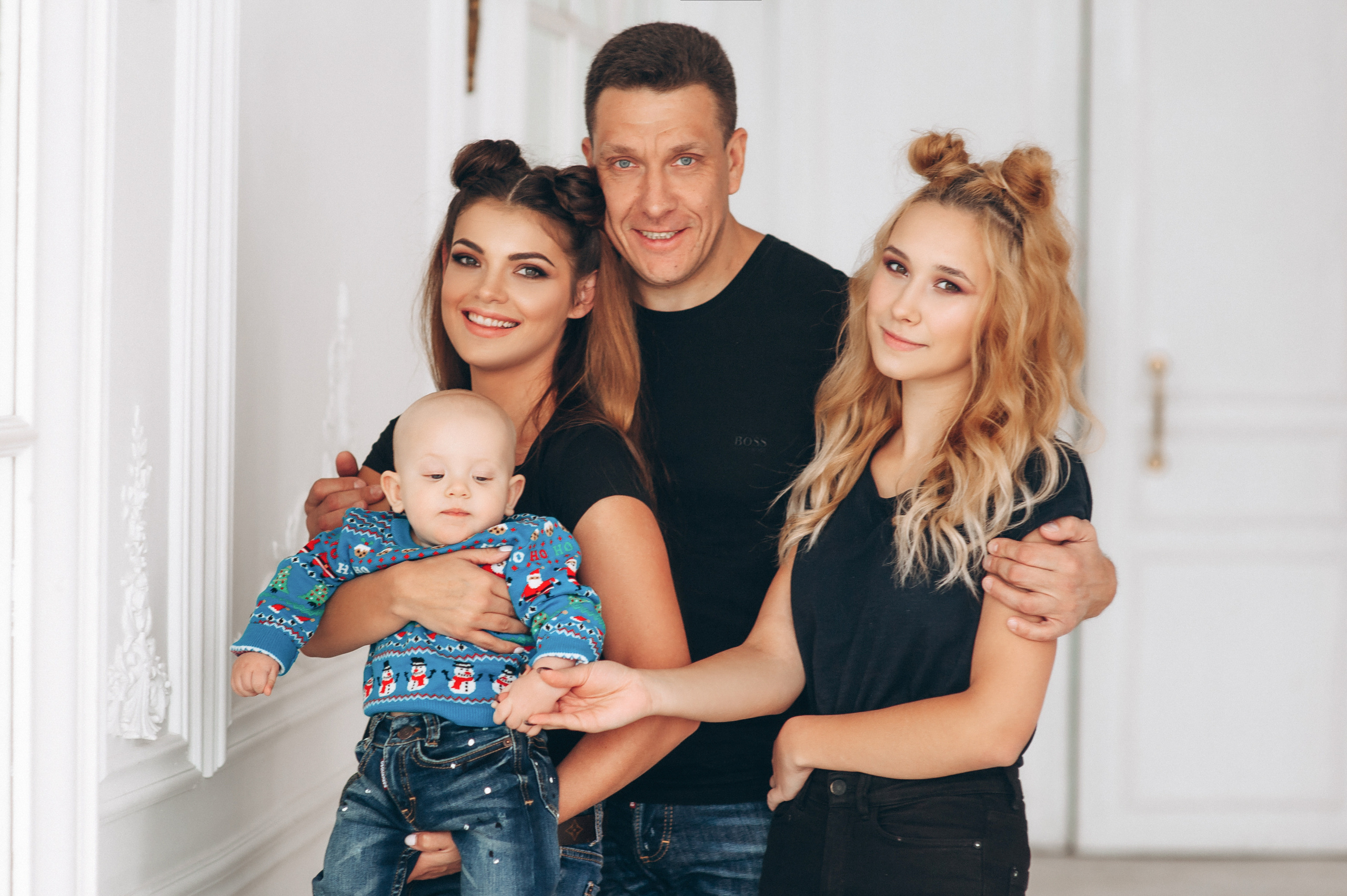 Юля. Профессиональный фотограф беременности в СПБ. Стильные фотосессии беременности в стиле минимализм и классическая фотография