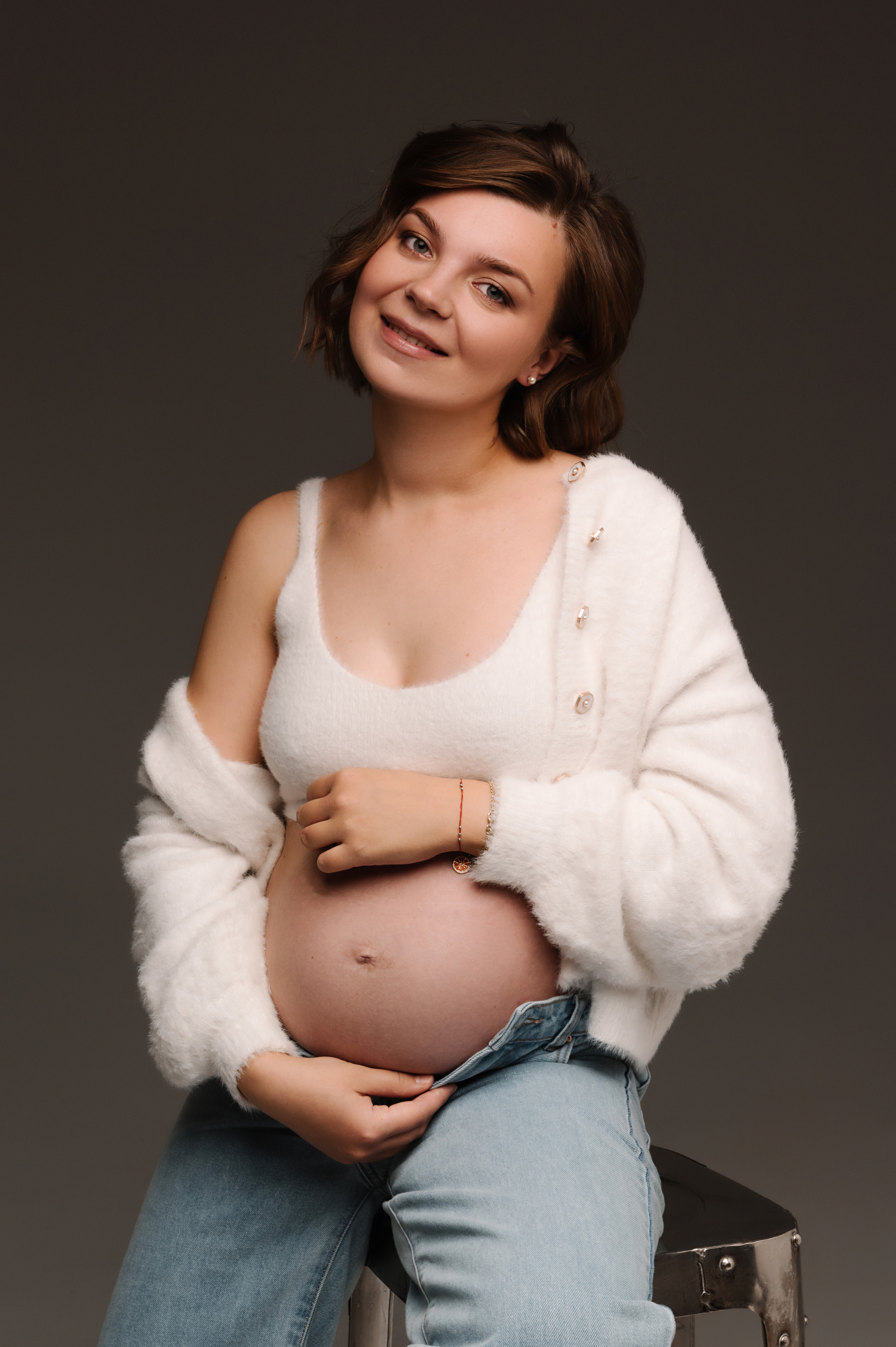 Мария. Профессиональный фотограф беременности в СПБ. Стильные фотосессии беременности в стиле минимализм и классическая фотография