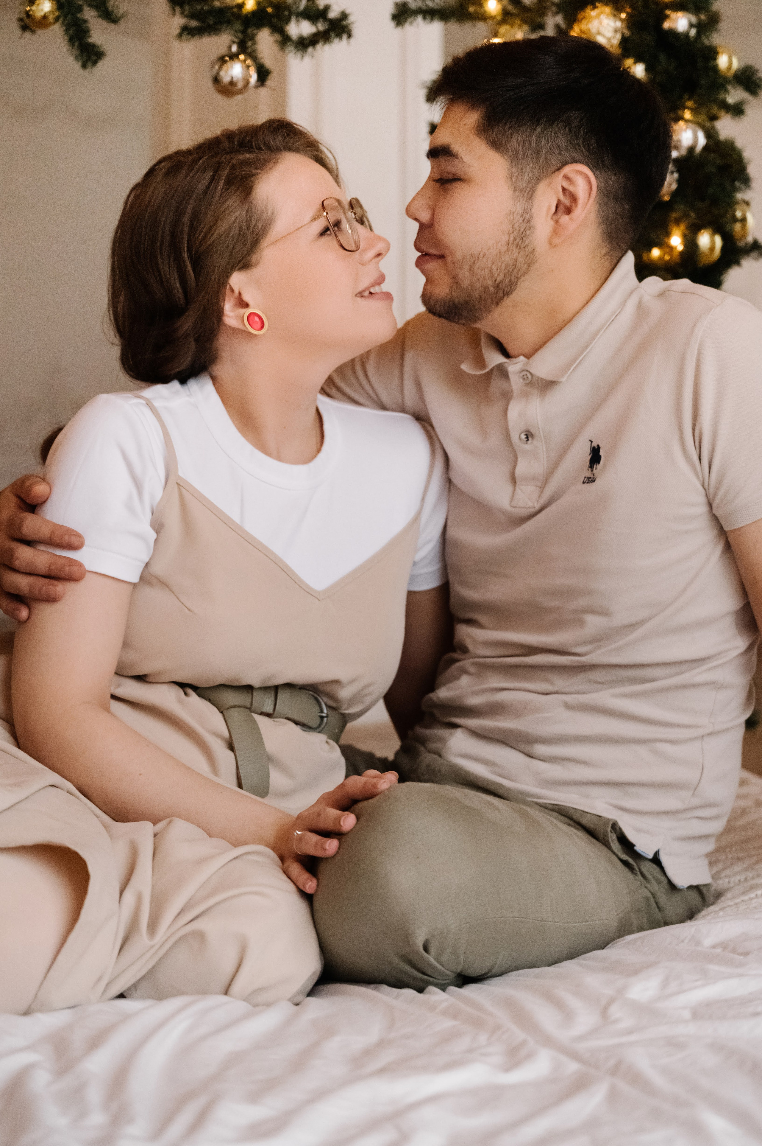 Анна. Профессиональный фотограф беременности в СПБ. Стильные фотосессии беременности в стиле минимализм и классическая фотография