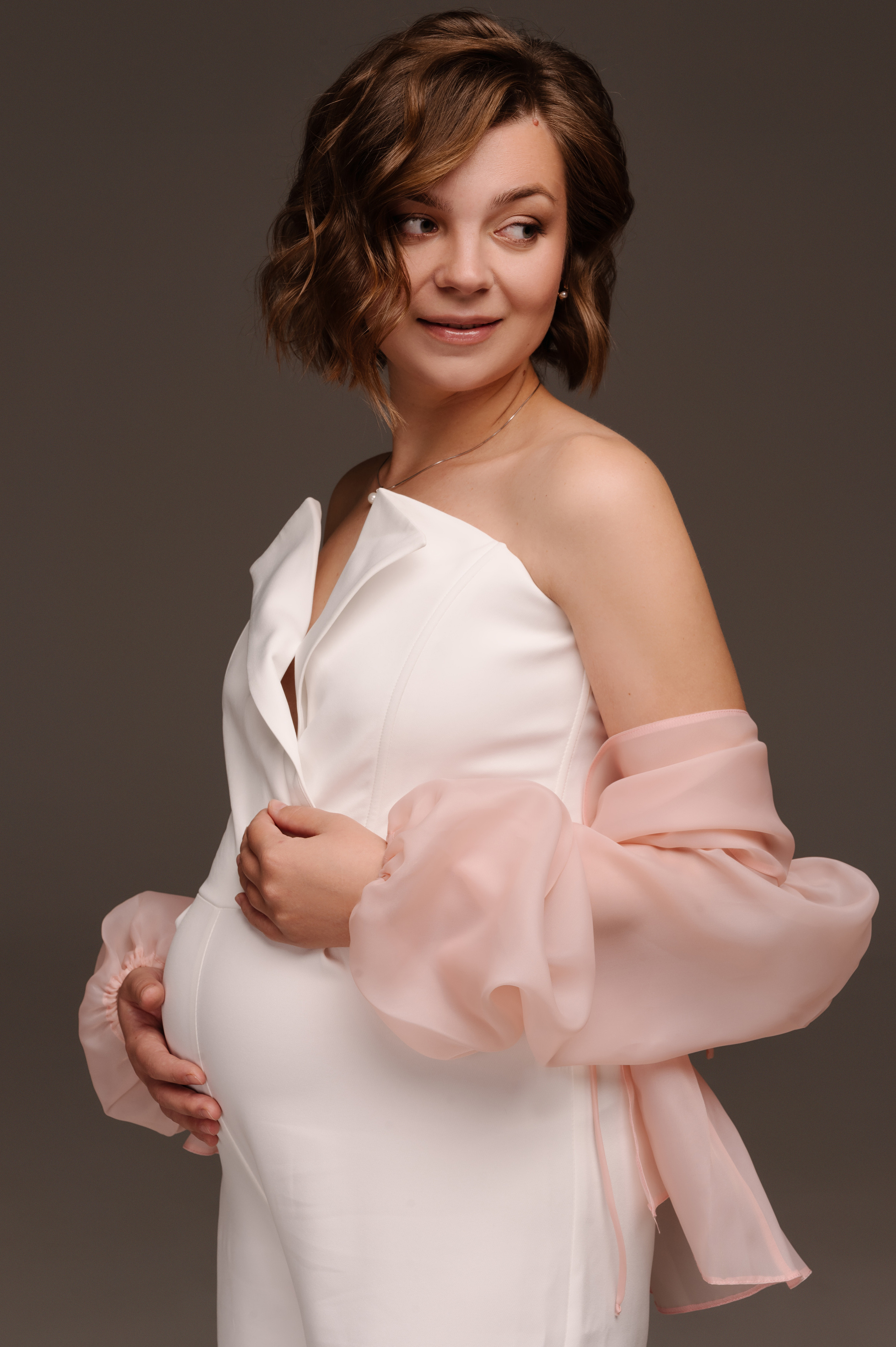 Мария. Профессиональный фотограф беременности в СПБ. Стильные фотосессии беременности в стиле минимализм и классическая фотография