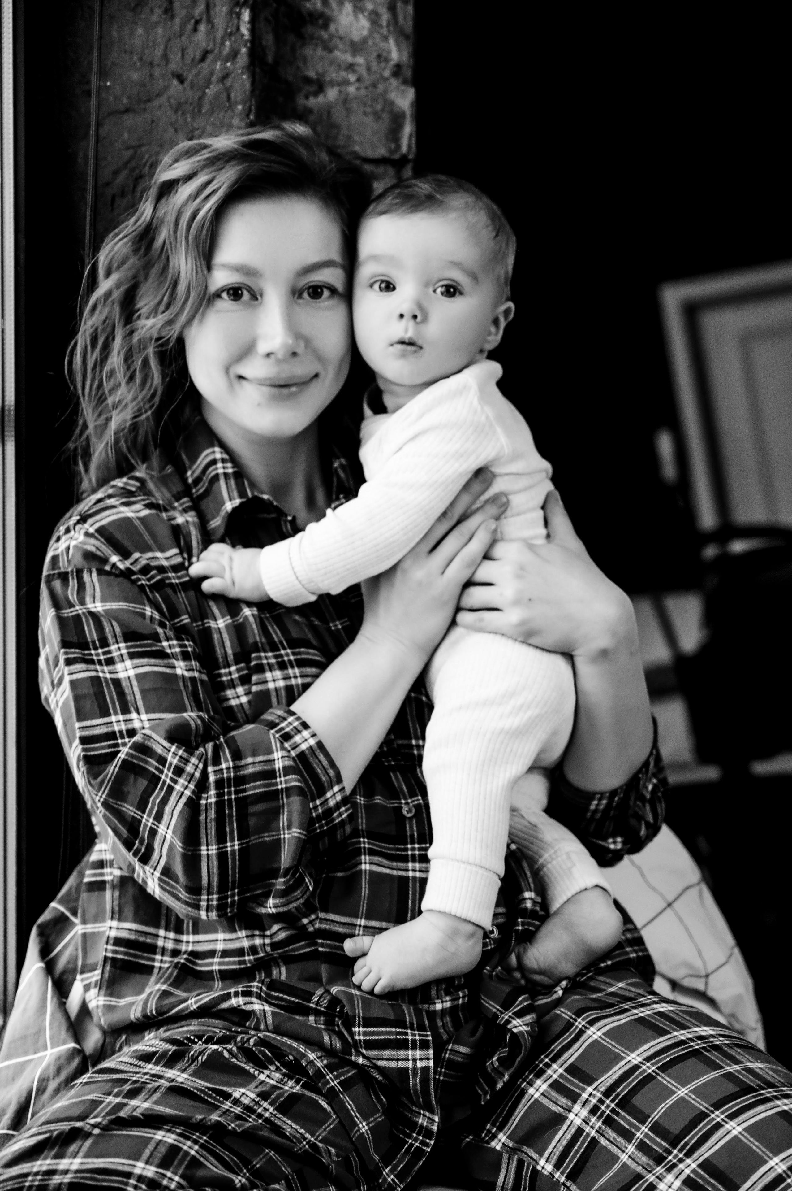 Евгения. Профессиональный фотограф беременности в СПБ. Стильные фотосессии беременности в стиле минимализм и классическая фотография