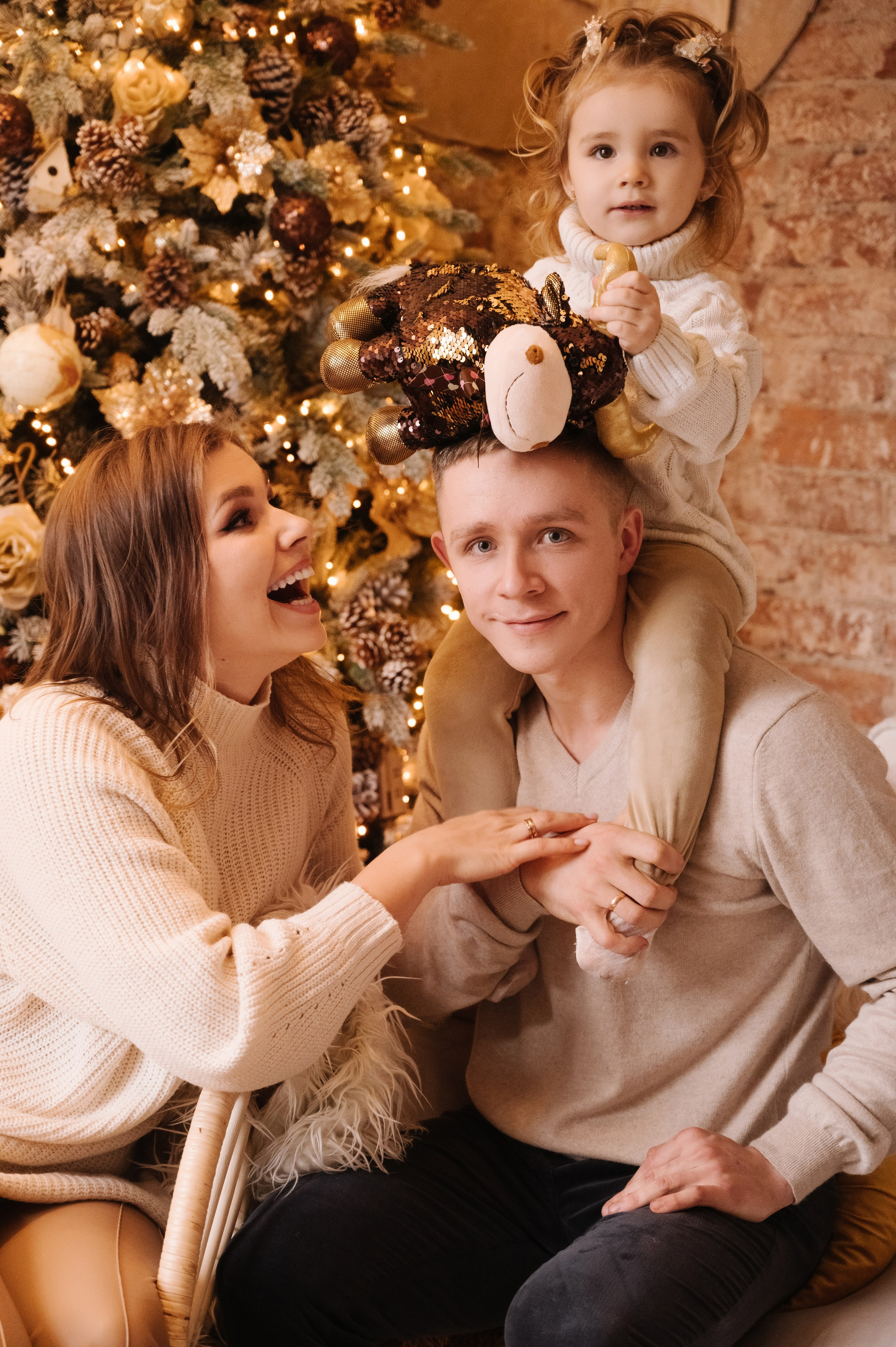 Евгения. Профессиональный фотограф беременности в СПБ. Стильные фотосессии беременности в стиле минимализм и классическая фотография