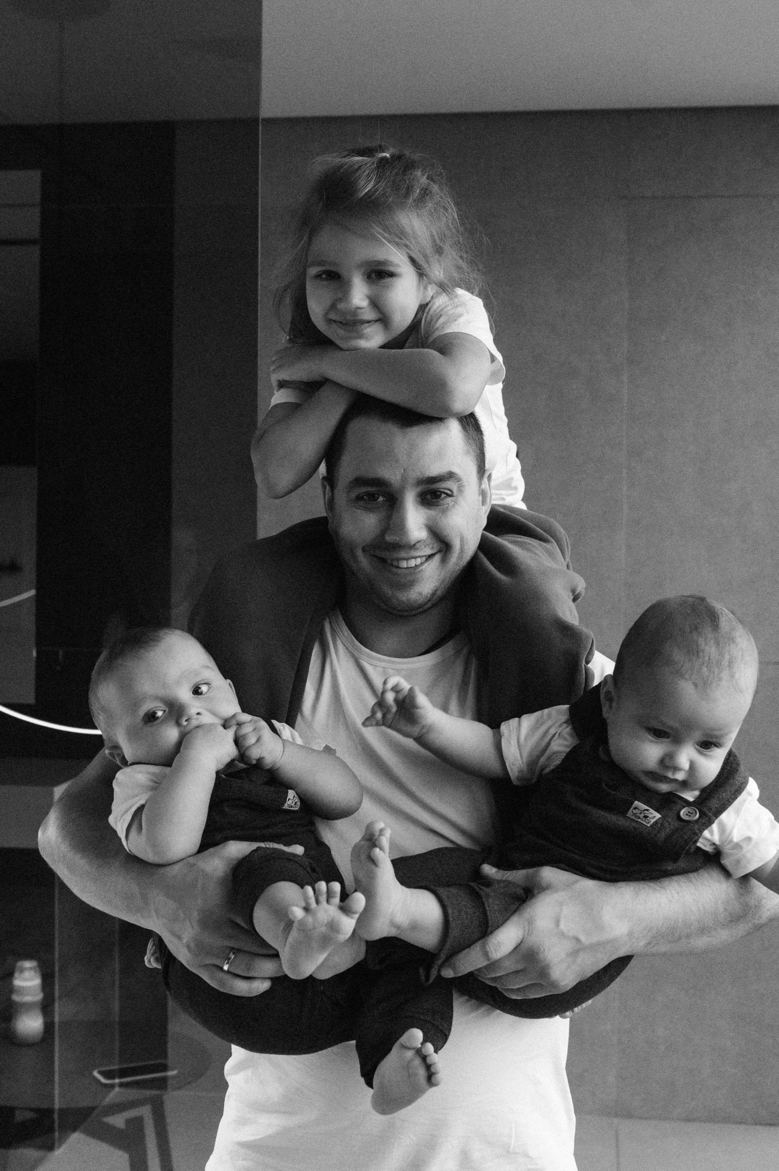 Софья. Профессиональный фотограф беременности в СПБ. Стильные фотосессии беременности в стиле минимализм и классическая фотография