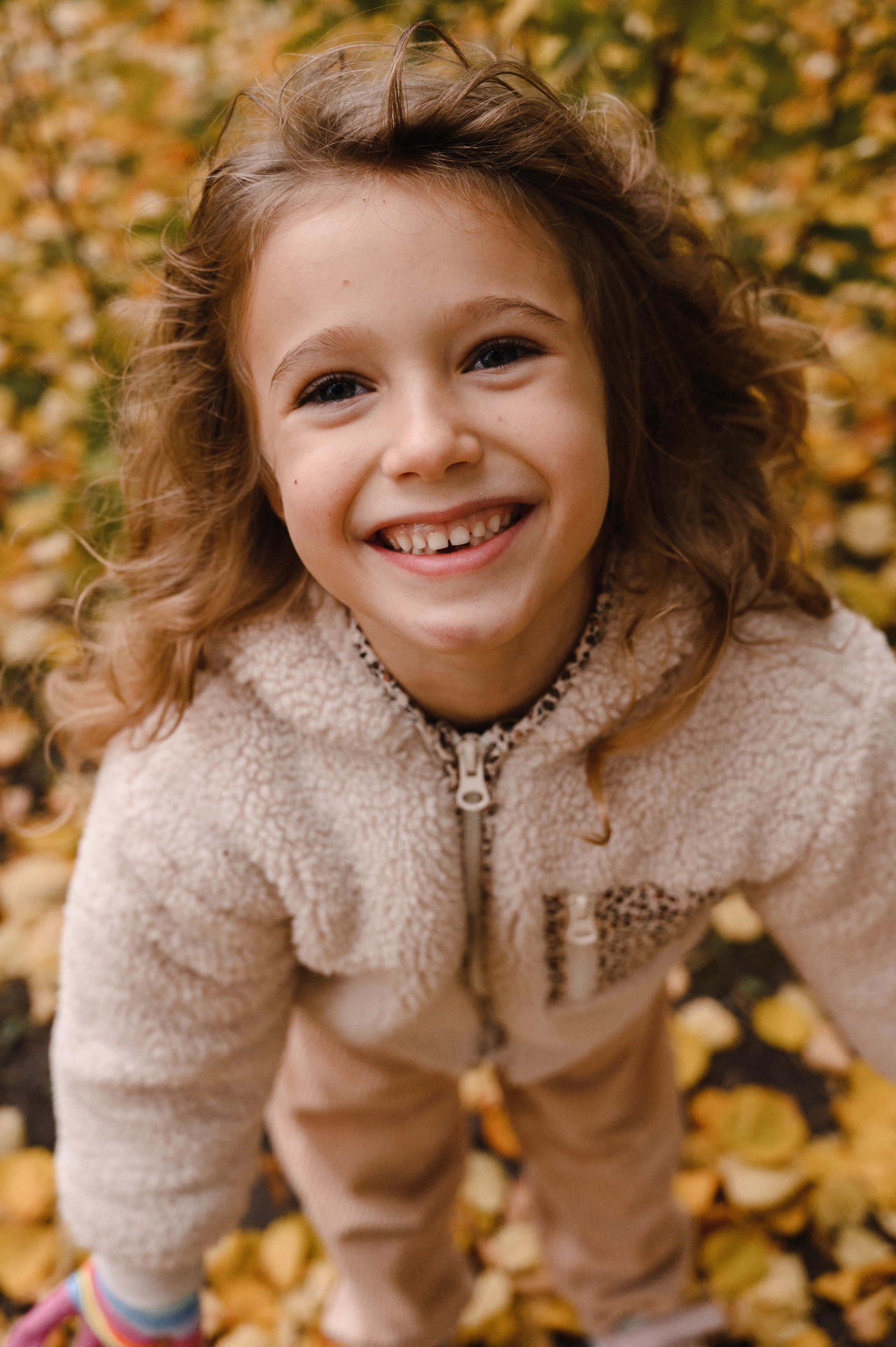 Юля и Оля. Профессиональный фотограф беременности в СПБ. Стильные фотосессии беременности в стиле минимализм и классическая фотография