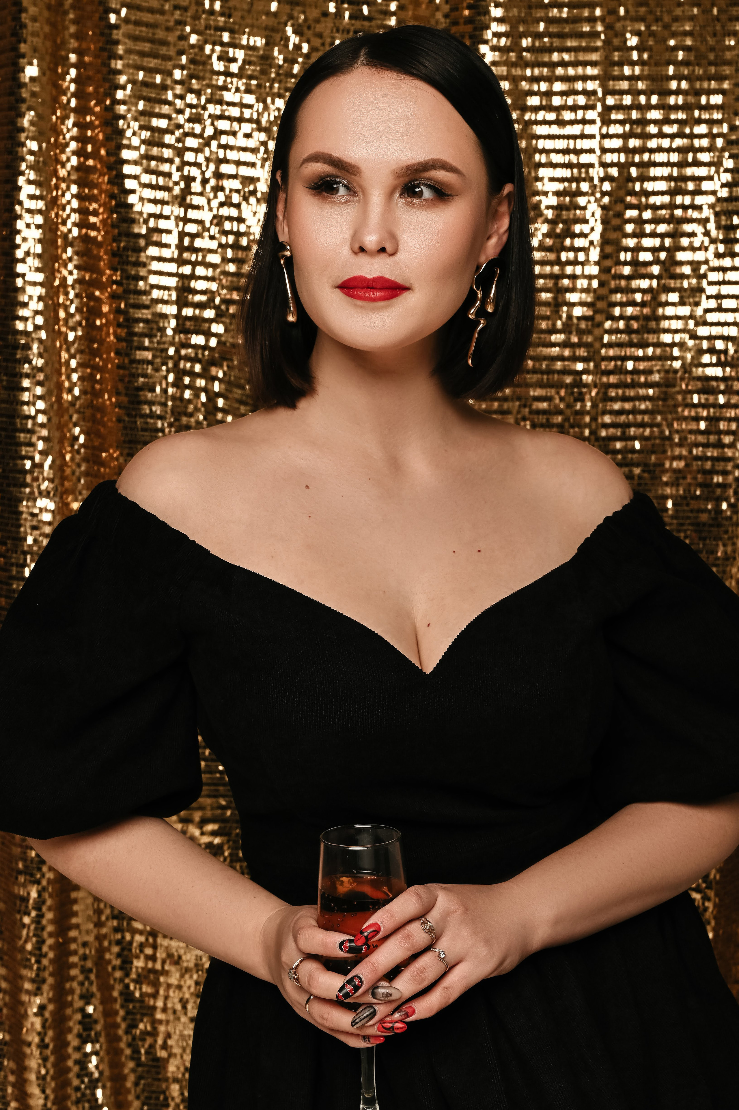 Алина. Профессиональный фотограф беременности в СПБ. Стильные фотосессии беременности в стиле минимализм и классическая фотография