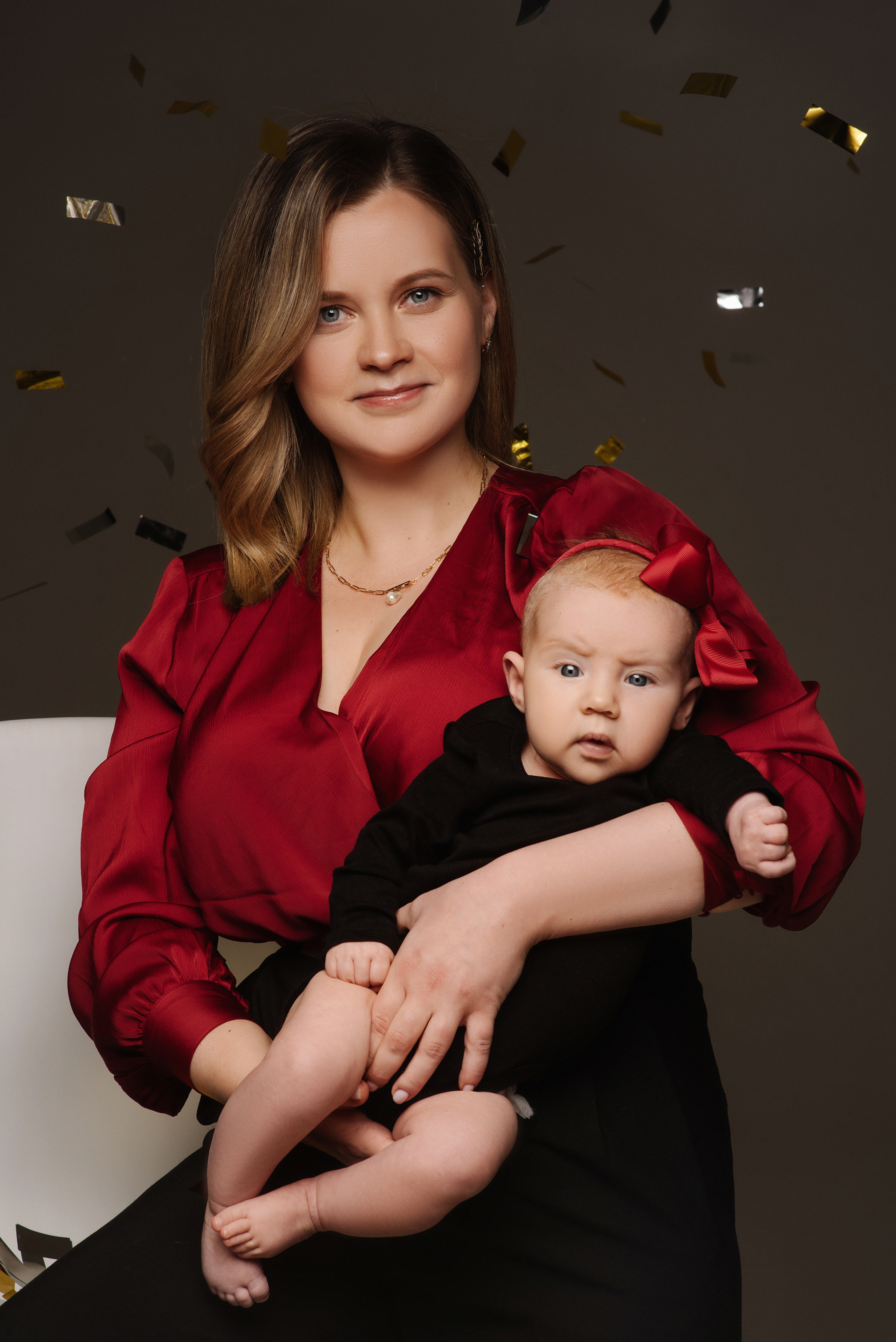 Новогодний фотодень. Профессиональный фотограф беременности в СПБ. Стильные фотосессии беременности в стиле минимализм и классическая фотография