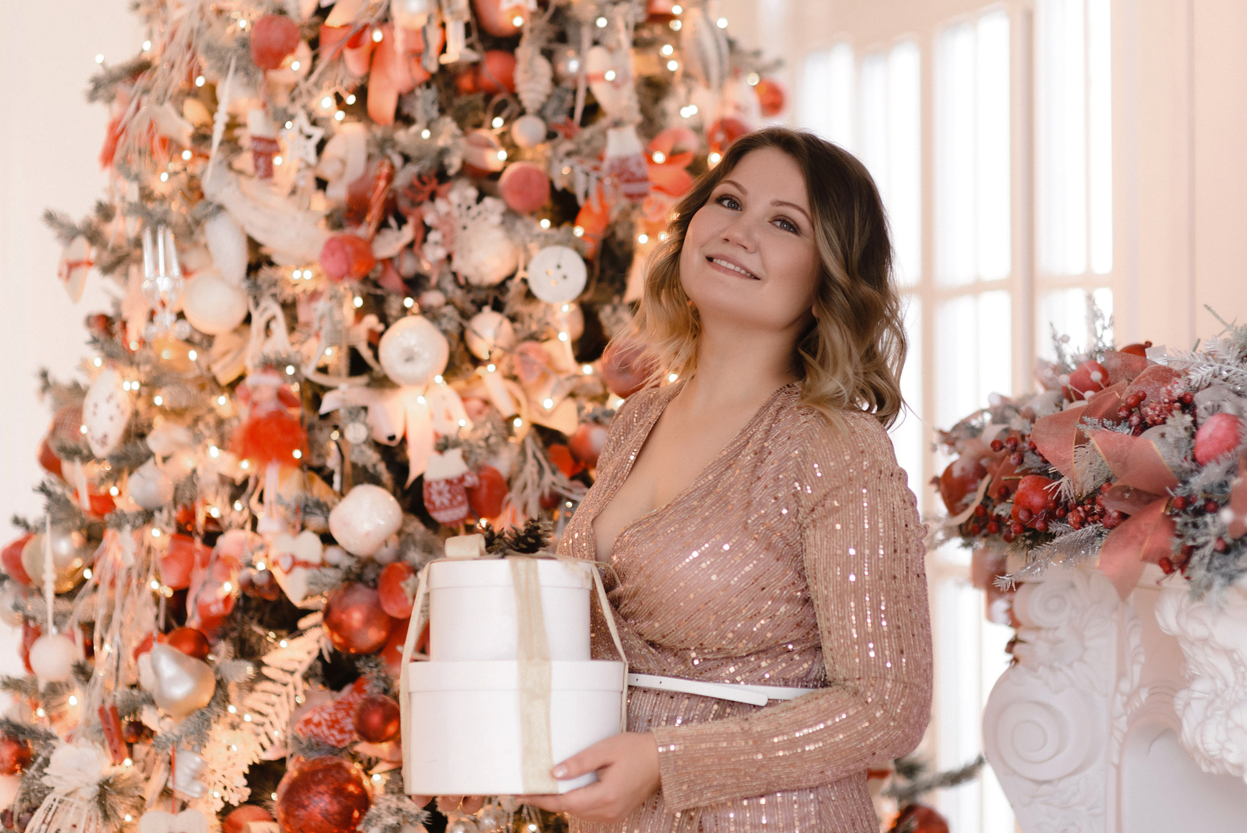 Ольга. Профессиональный фотограф беременности в СПБ. Стильные фотосессии беременности в стиле минимализм и классическая фотография