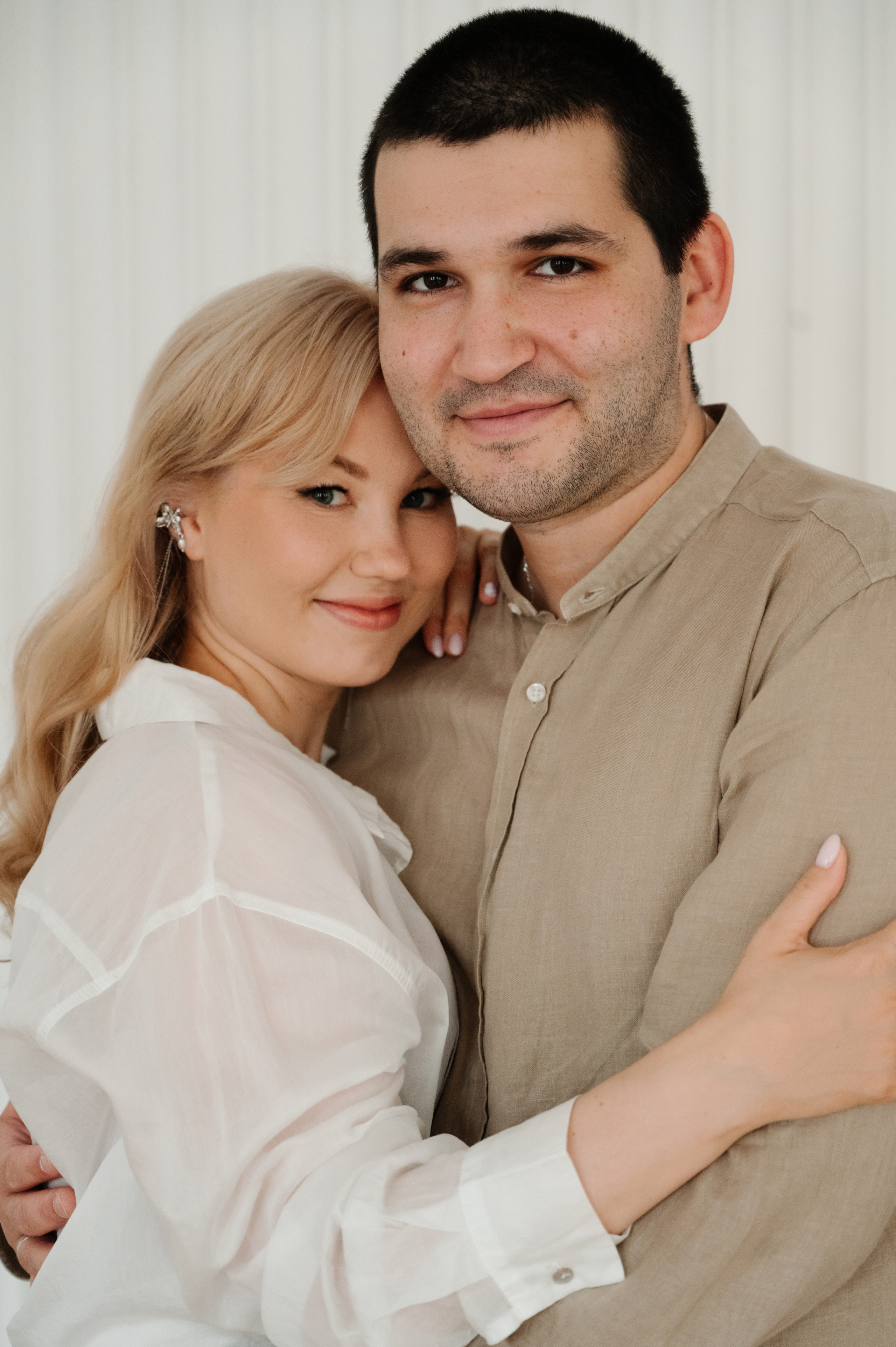 Евгения. Профессиональный фотограф беременности в СПБ. Стильные фотосессии беременности в стиле минимализм и классическая фотография