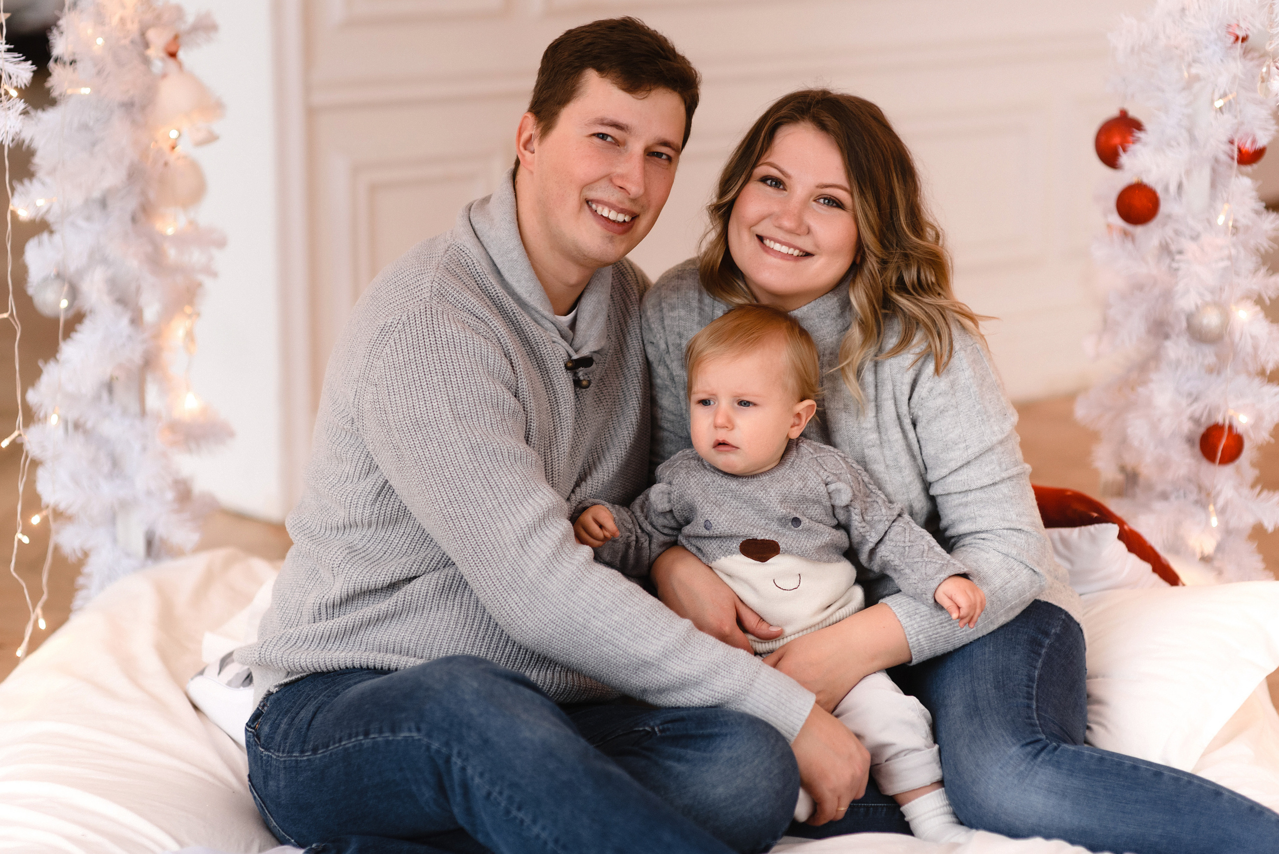 Ольга. Профессиональный фотограф беременности в СПБ. Стильные фотосессии беременности в стиле минимализм и классическая фотография