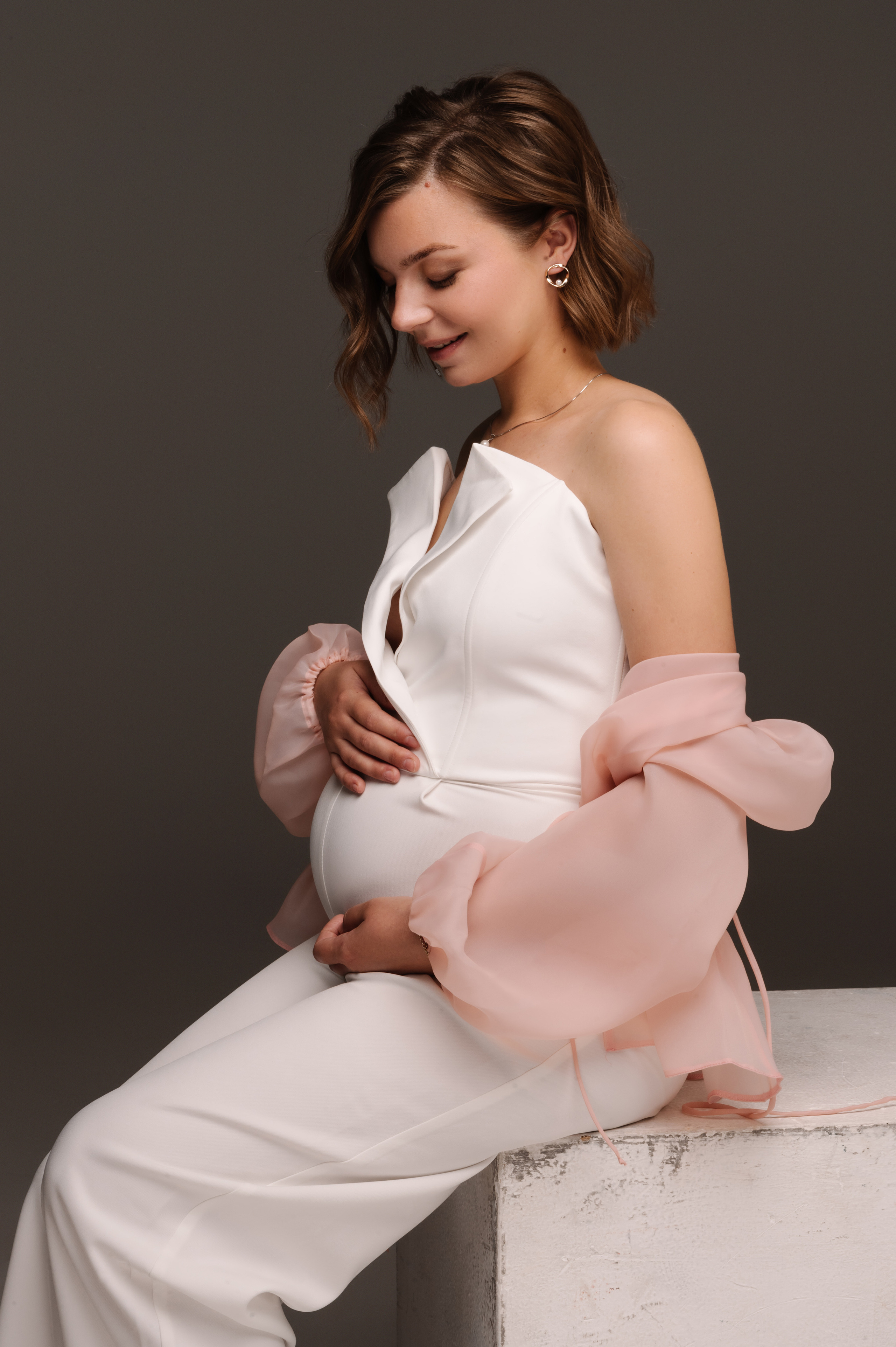 Мария. Профессиональный фотограф беременности в СПБ. Стильные фотосессии беременности в стиле минимализм и классическая фотография