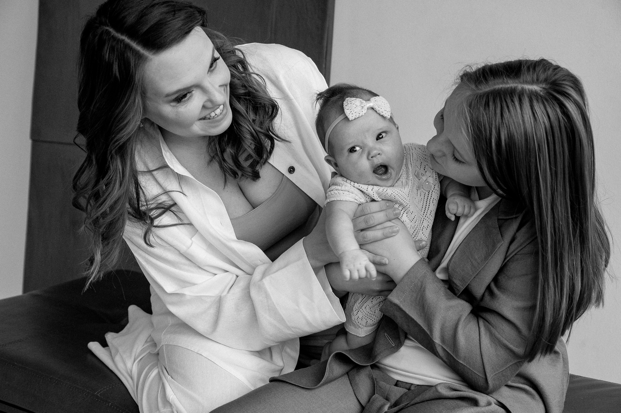 Оксана. Профессиональный фотограф беременности в СПБ. Стильные фотосессии беременности в стиле минимализм и классическая фотография