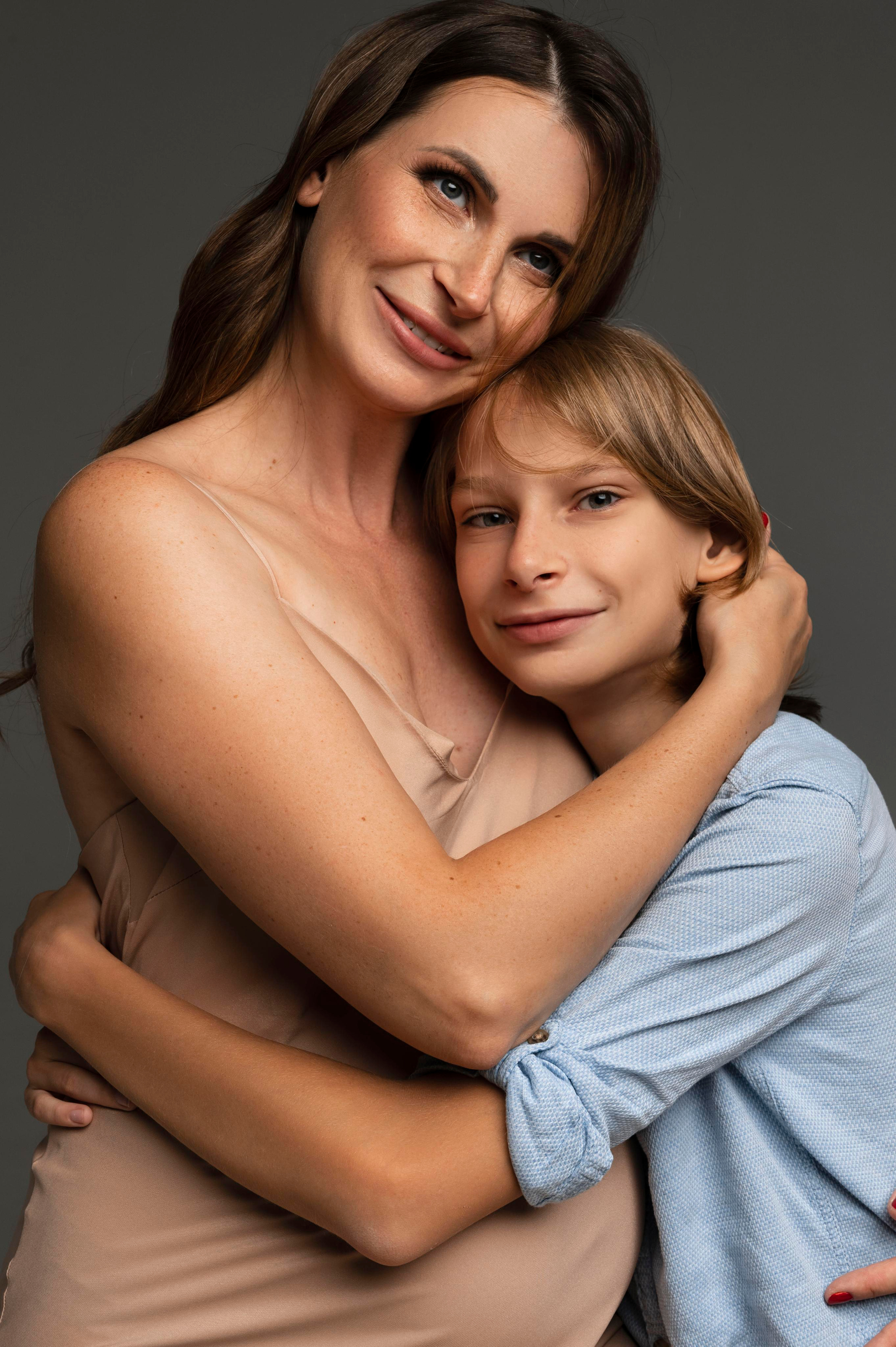 Лина. Профессиональный фотограф беременности в СПБ. Стильные фотосессии беременности в стиле минимализм и классическая фотография