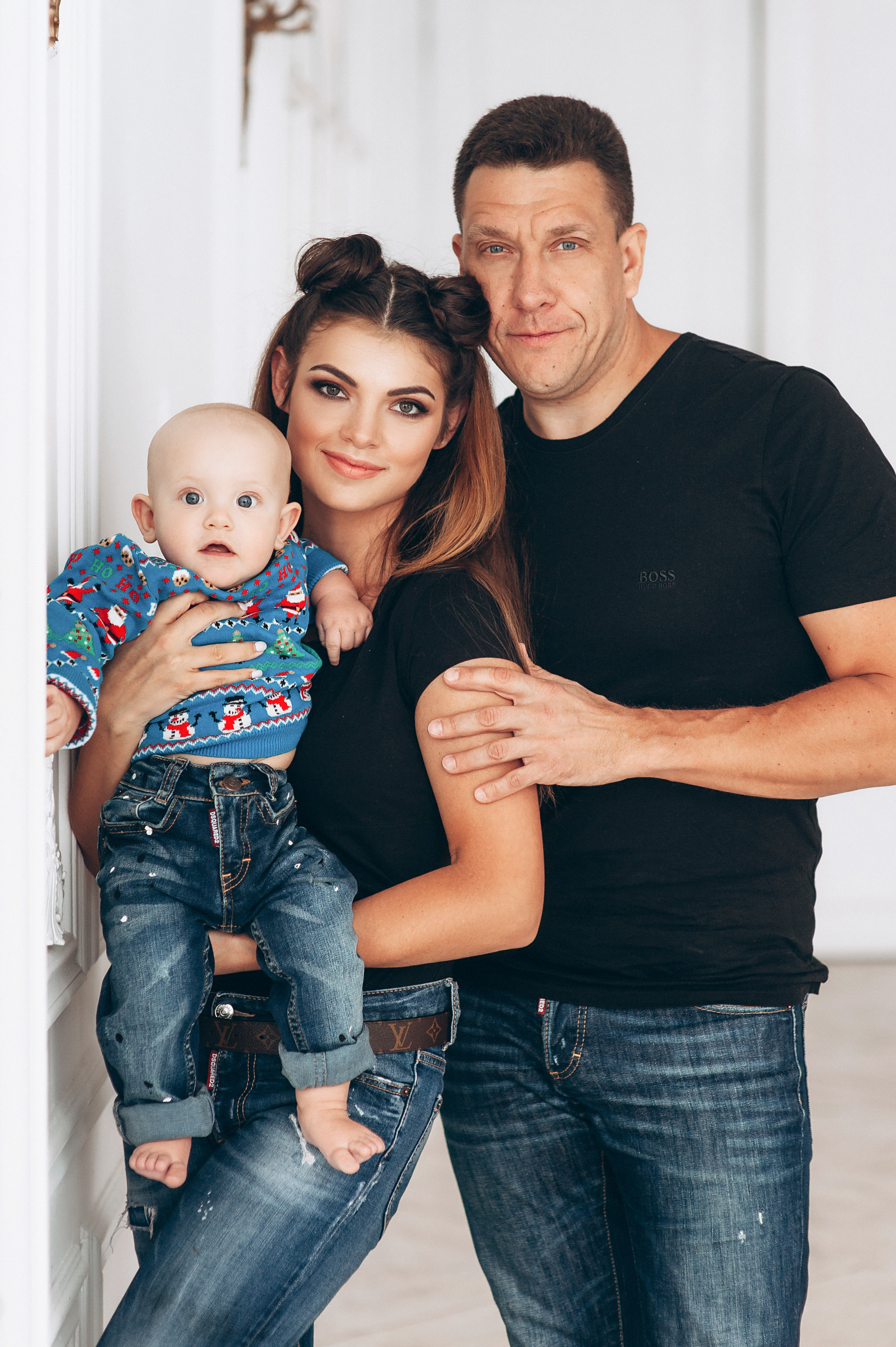 Юля. Профессиональный фотограф беременности в СПБ. Стильные фотосессии беременности в стиле минимализм и классическая фотография