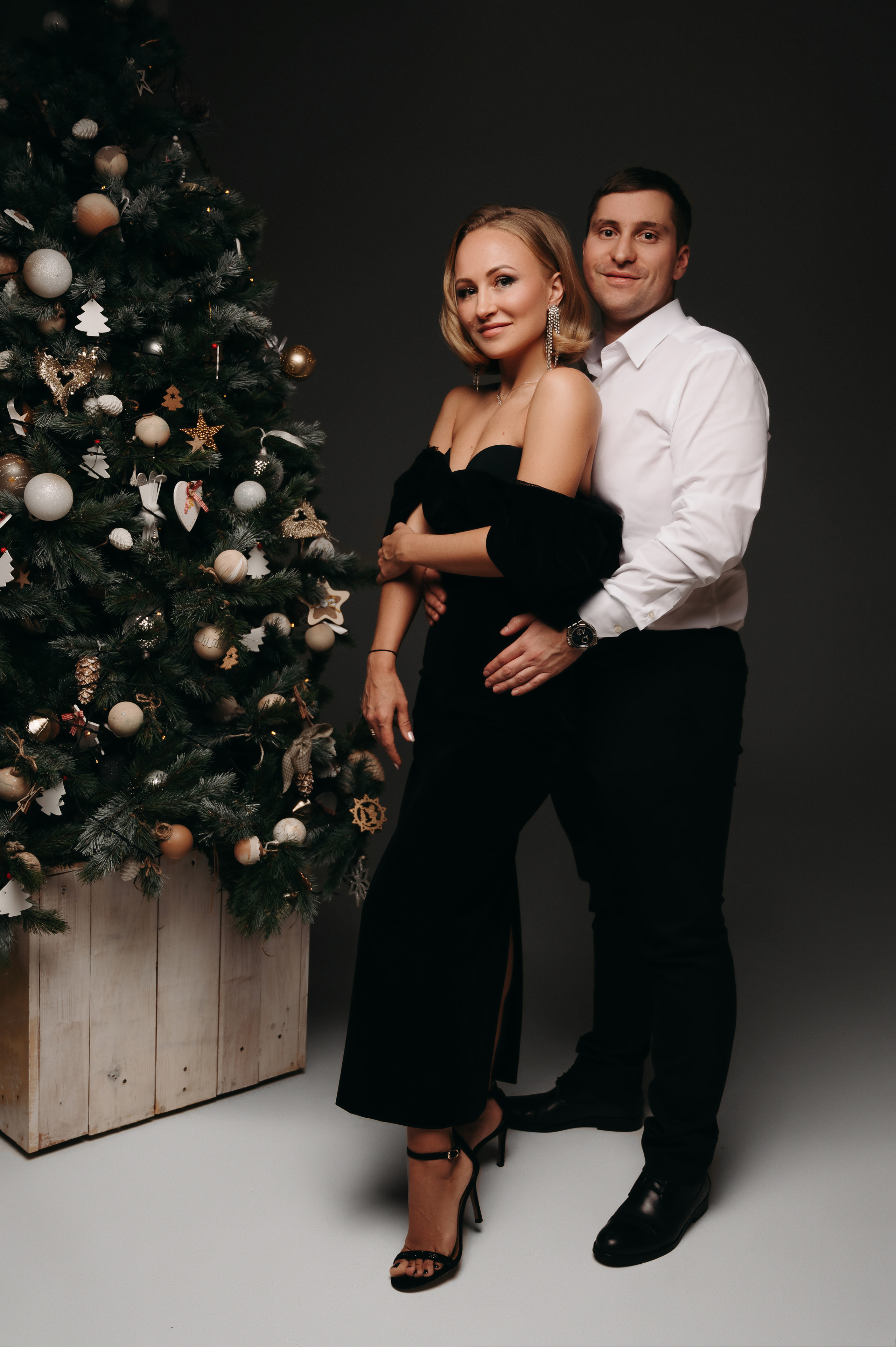 Леночка. Профессиональный фотограф беременности в СПБ. Стильные фотосессии беременности в стиле минимализм и классическая фотография