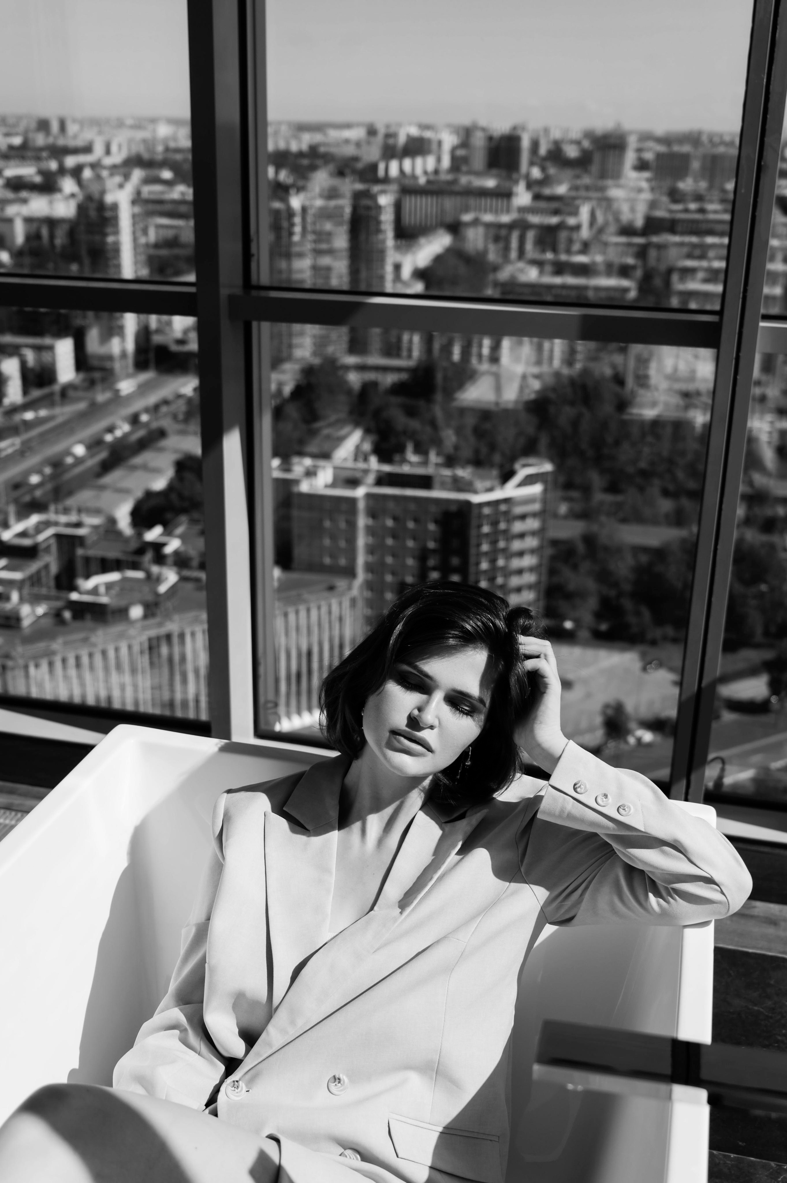 Рина. Профессиональный фотограф беременности в СПБ. Стильные фотосессии беременности в стиле минимализм и классическая фотография